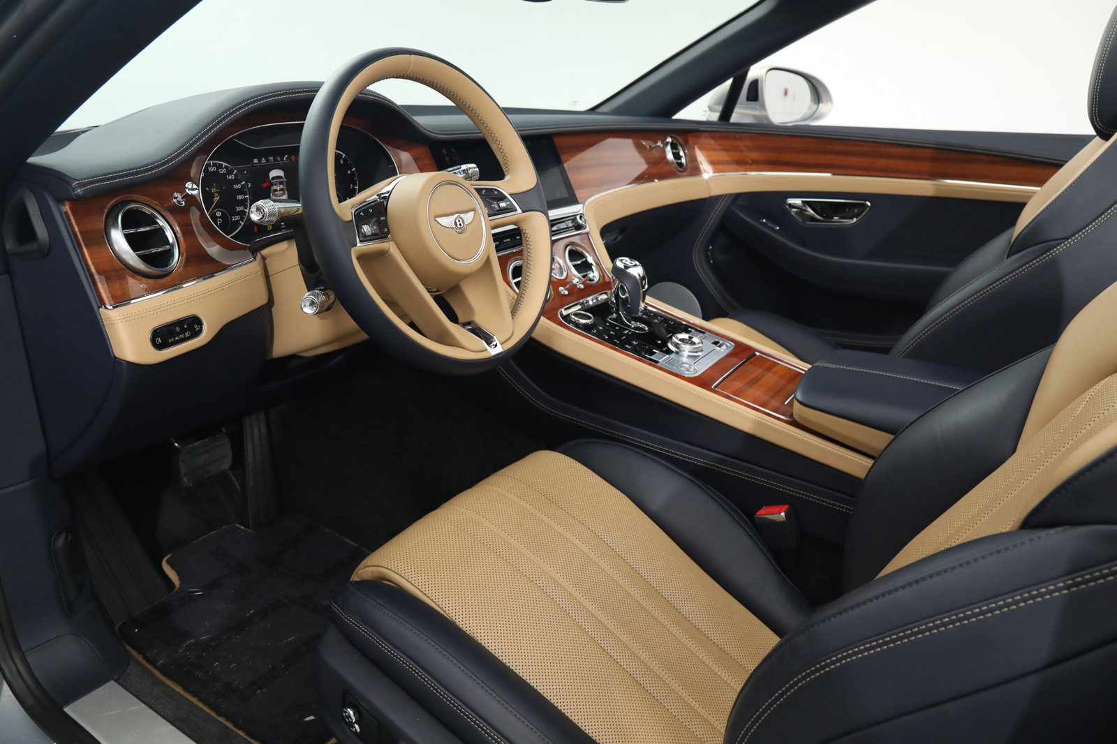 2020 Bentley Continental GT Convertible V8, 14/19
