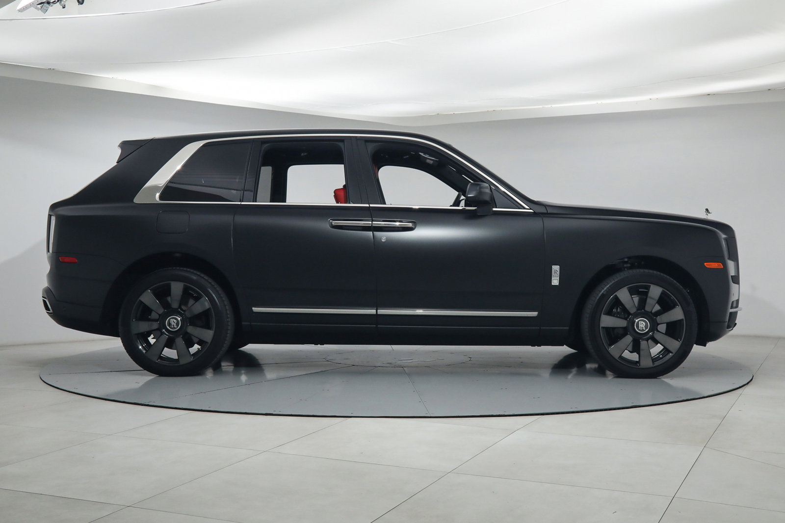 2020 Rolls-Royce Cullinan, 5/20
