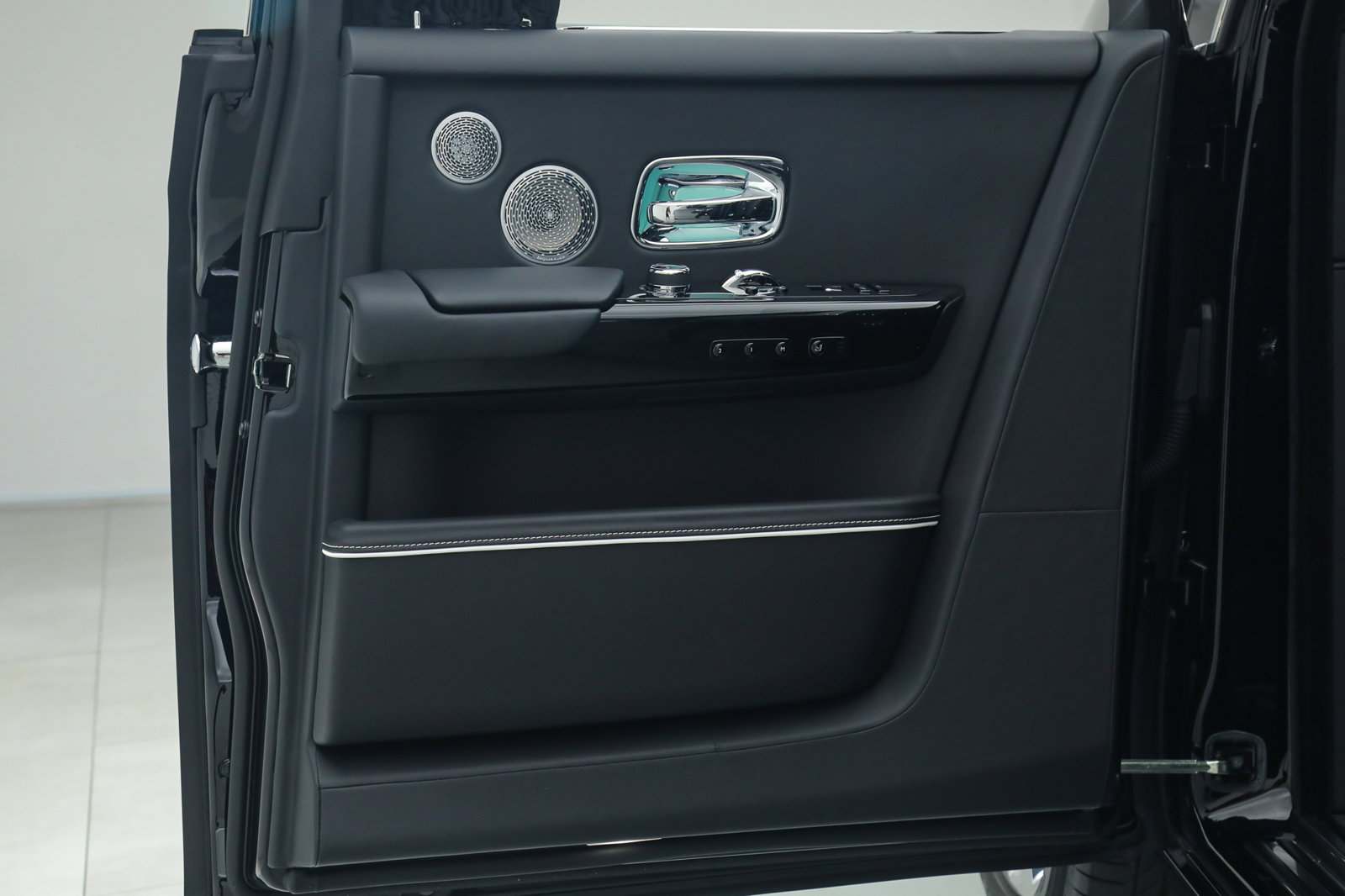 2022 Rolls-Royce Phantom, 14/19