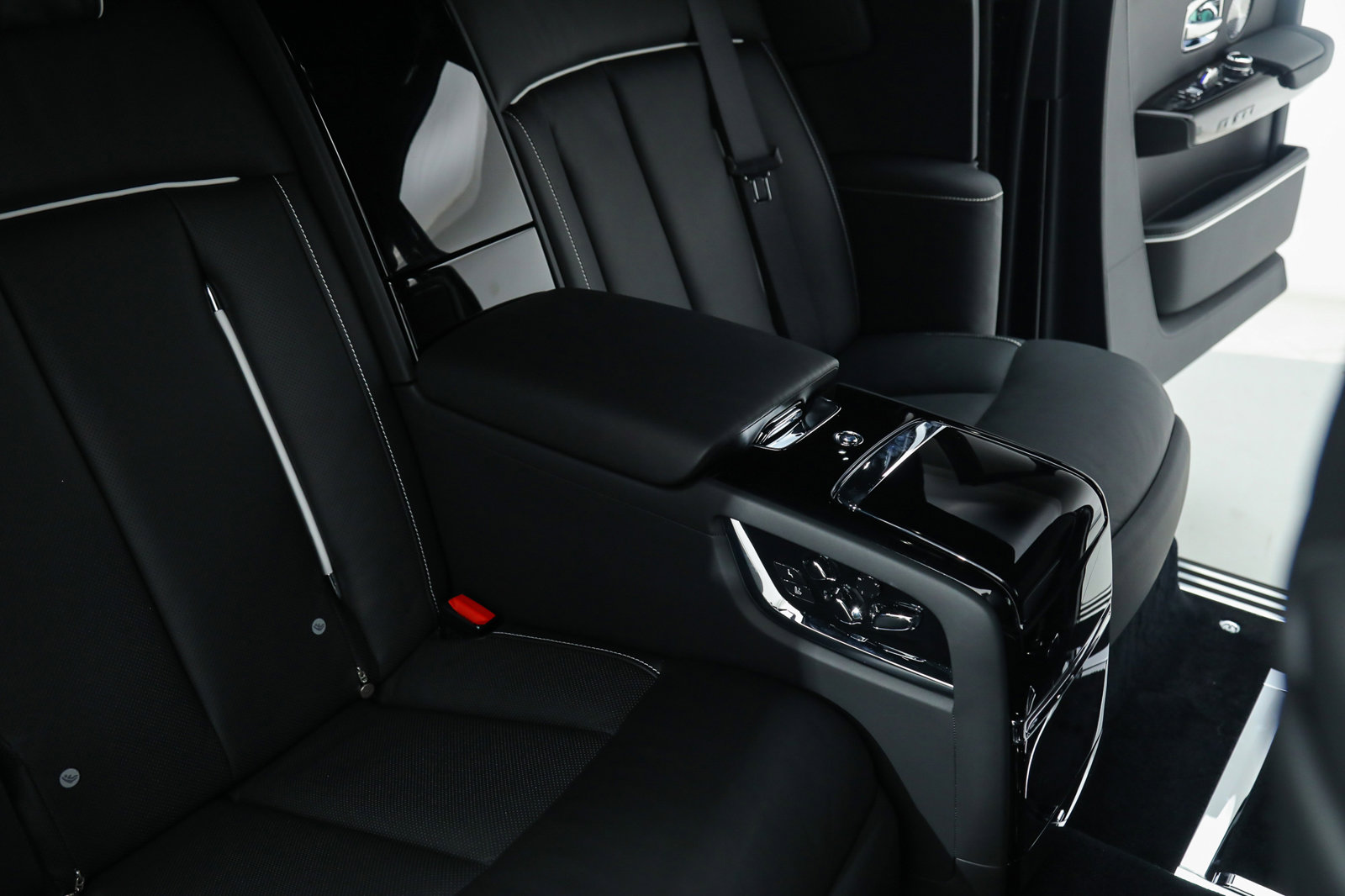 2022 Rolls-Royce Phantom, 17/19
