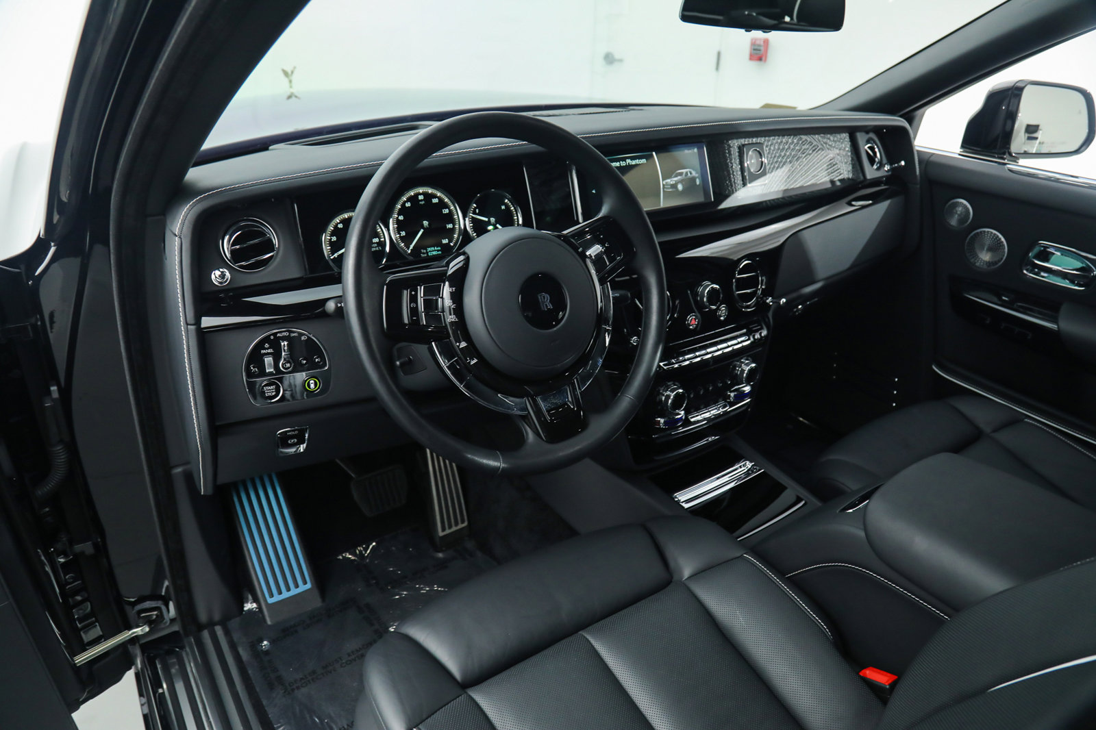 2022 Rolls-Royce Phantom, 18/19