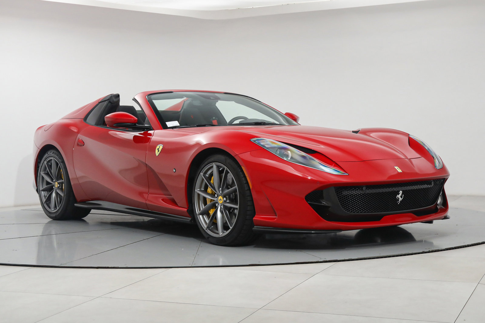 2022 Ferrari 812 GTS, 11/18