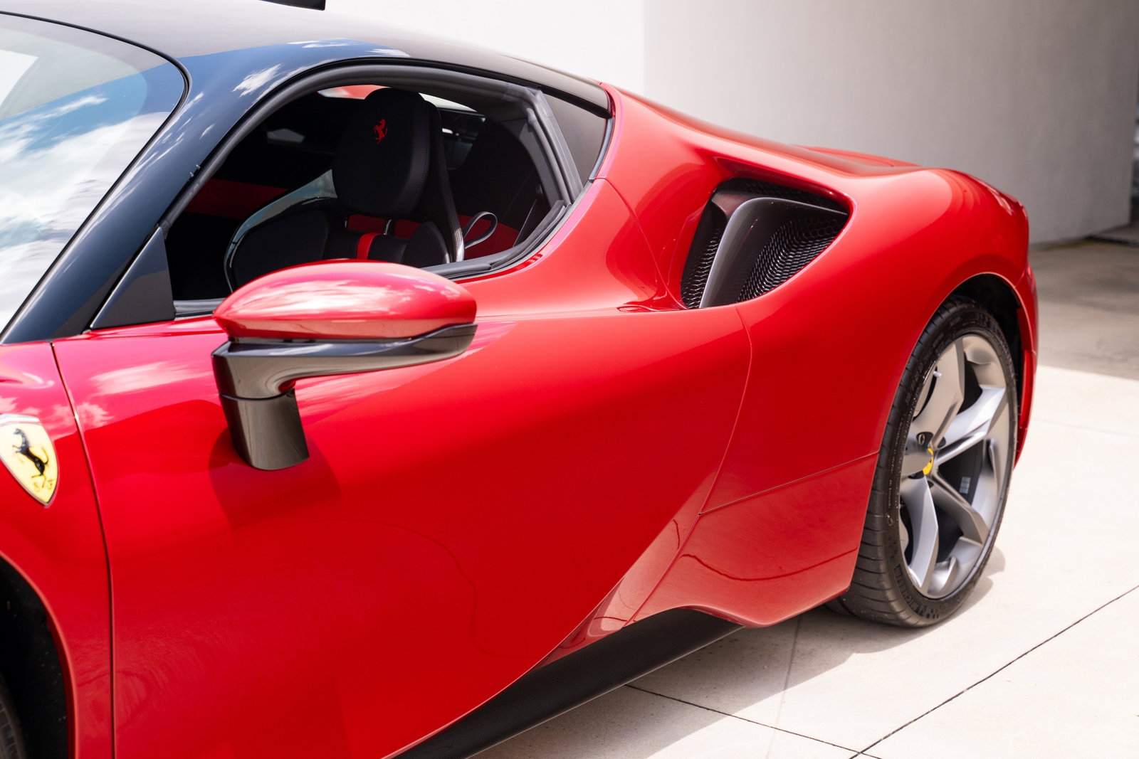 2022 Ferrari SF90 Stradale, 14/20