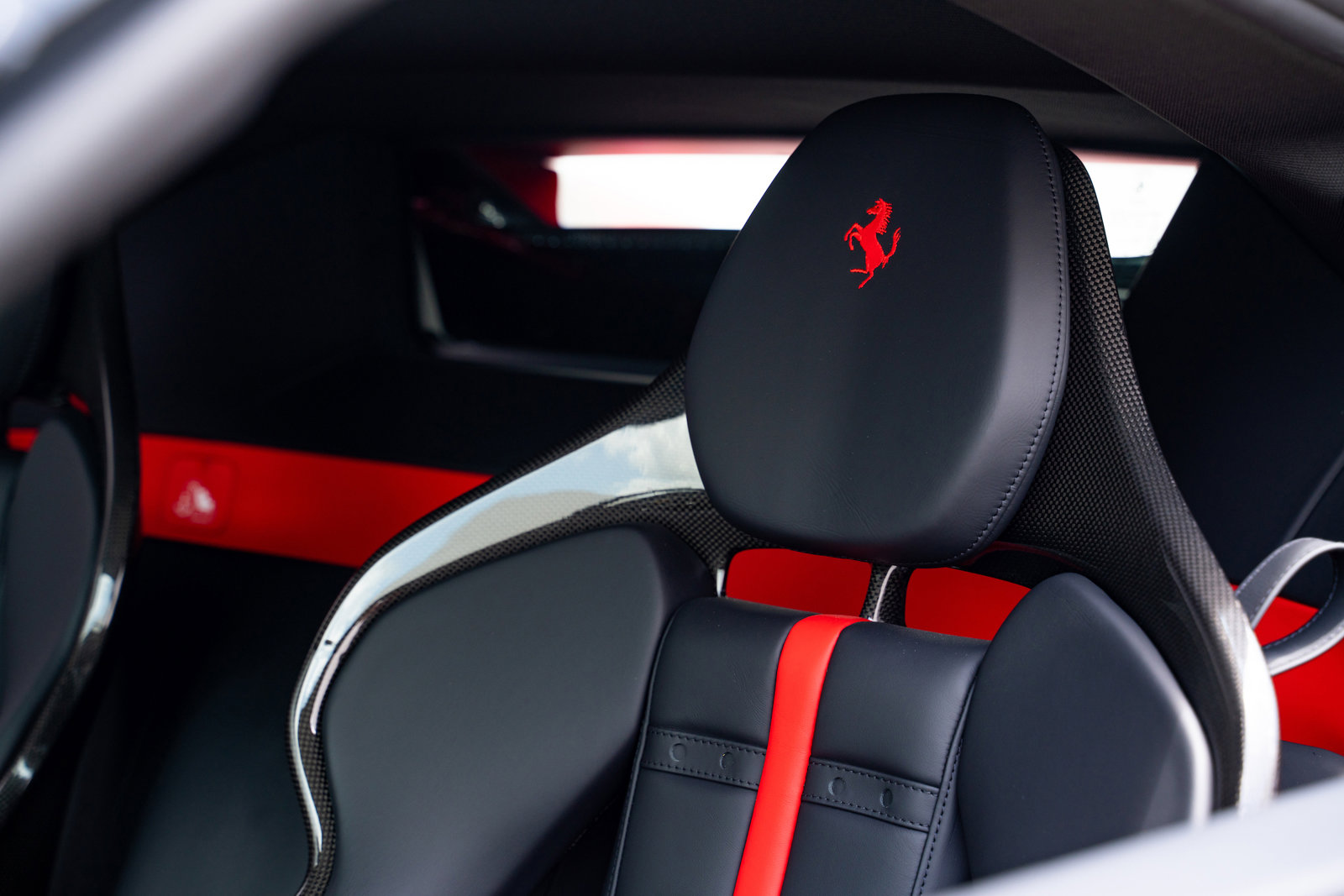 2022 Ferrari SF90 Stradale, 18/20