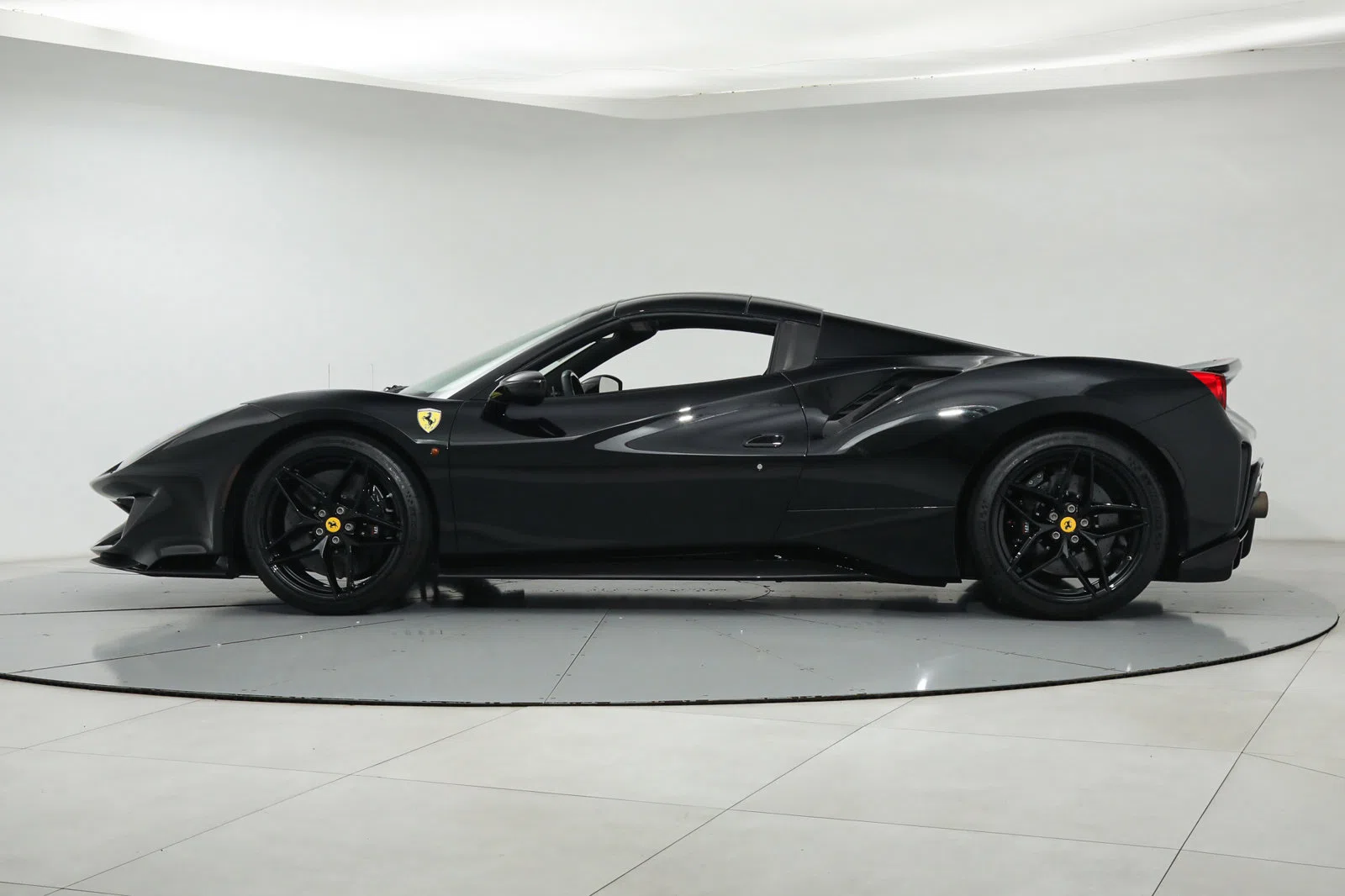 2020 Ferrari 488 Pista Spider