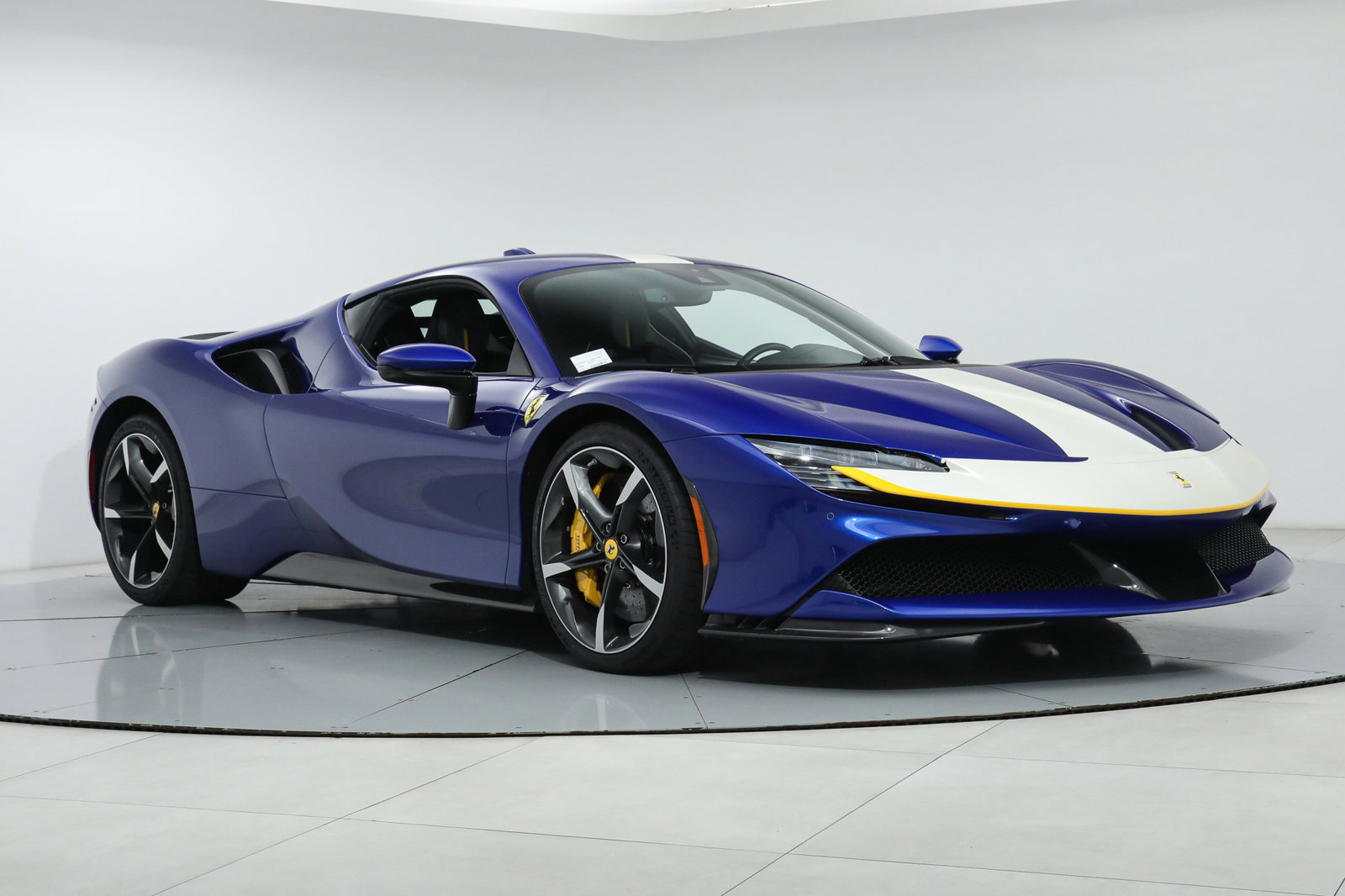 2021 Ferrari SF90 Stradale Assetto Fiorano, 10/19