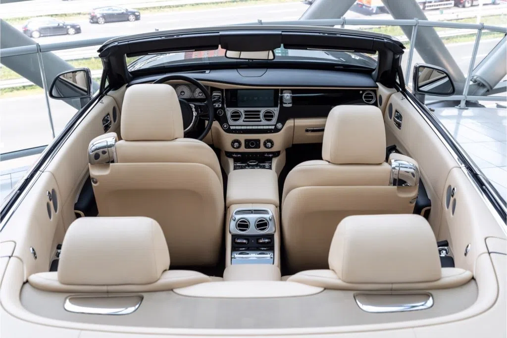 2018 Rolls-Royce Dawn interior, seats, Beige