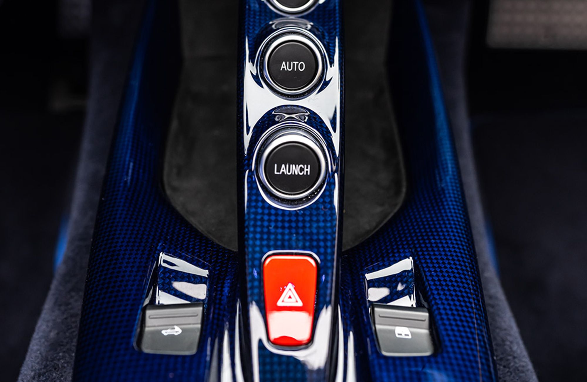 2023 Ferrari 812 GTS Atelier, 17/18