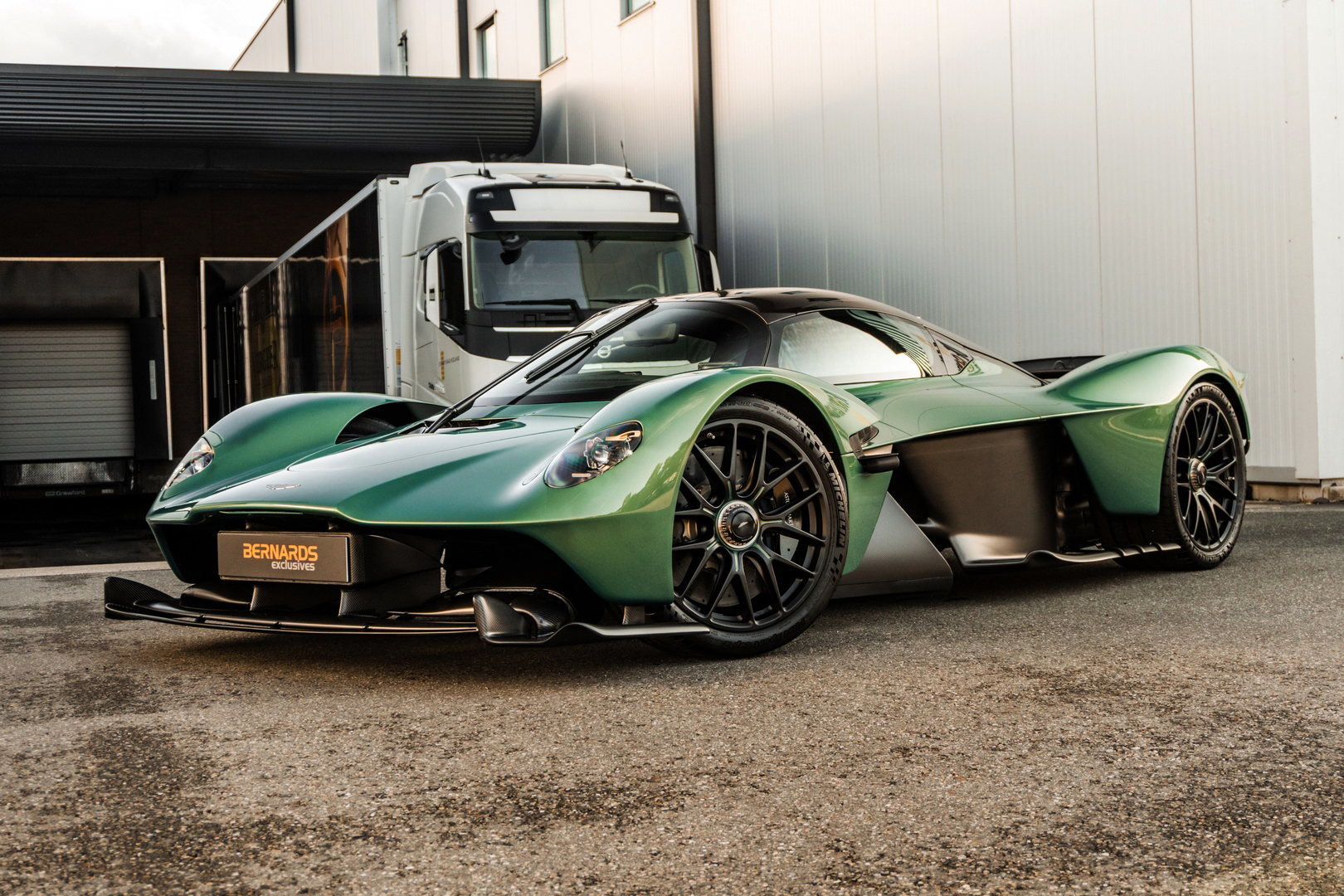 2022 Aston Martin Valkyrie, 9/20