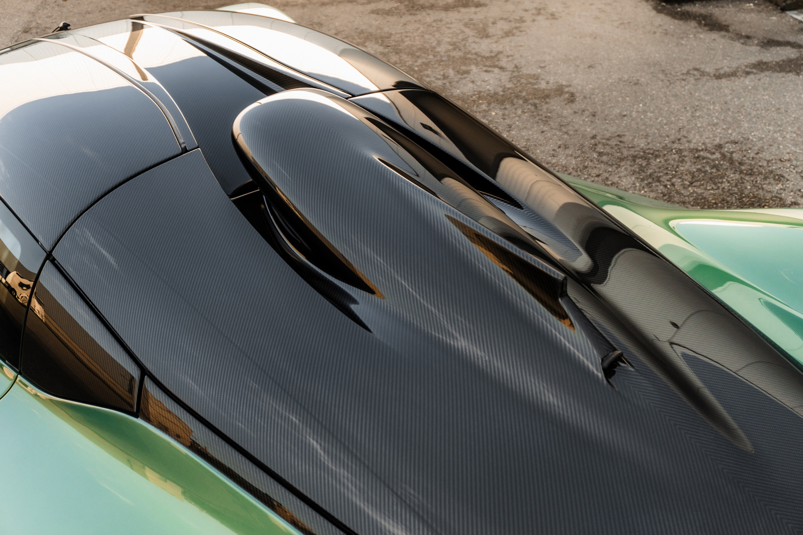 2022 Aston Martin Valkyrie, 17/20