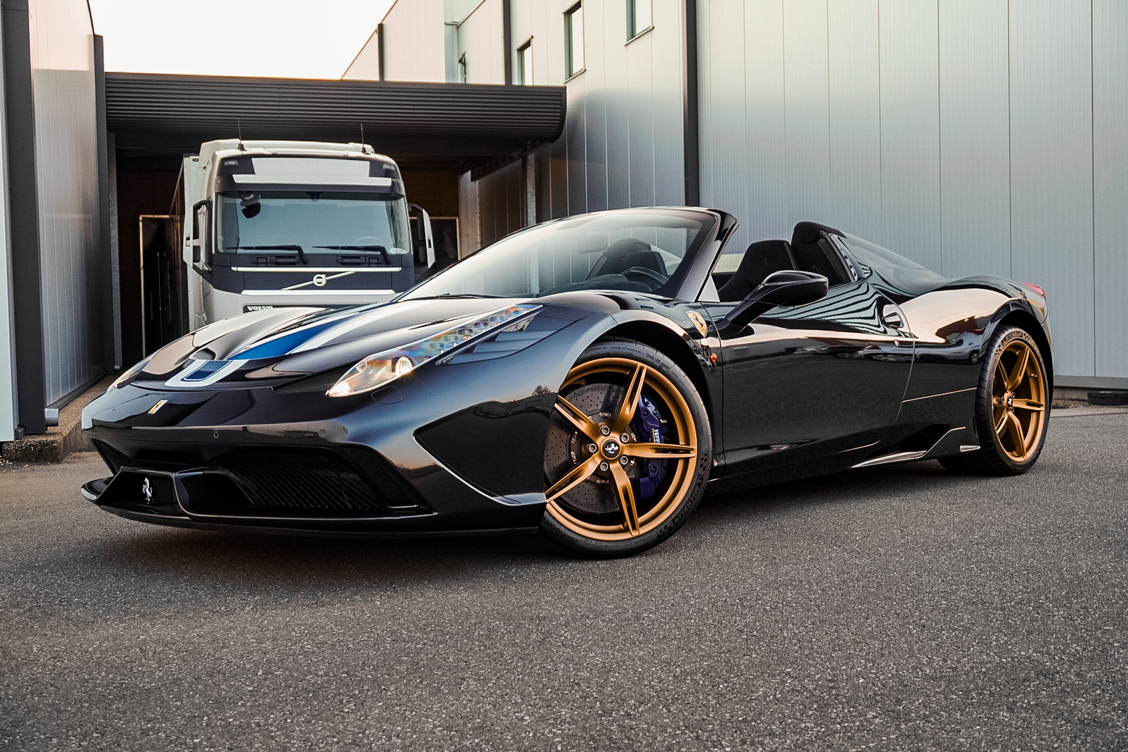 2015 Ferrari 458 Speciale Aperta, 3/15
