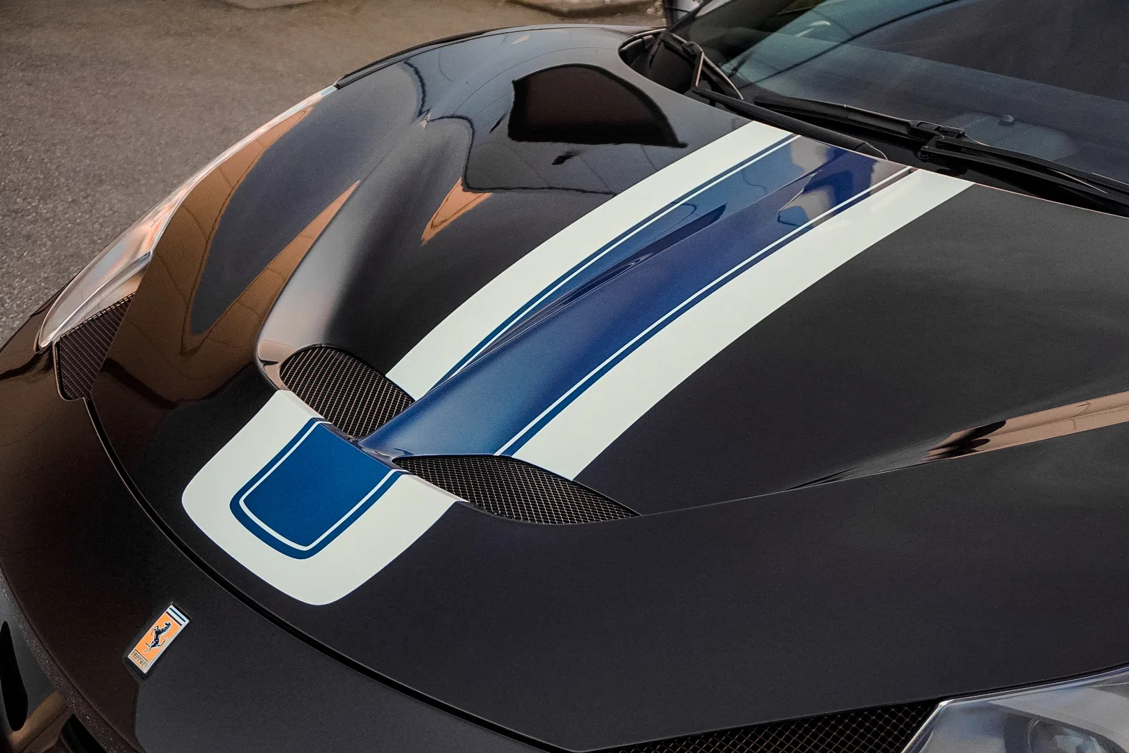 2015 Ferrari 458 Speciale Aperta for sale, exterior, Nero Daytona metallic