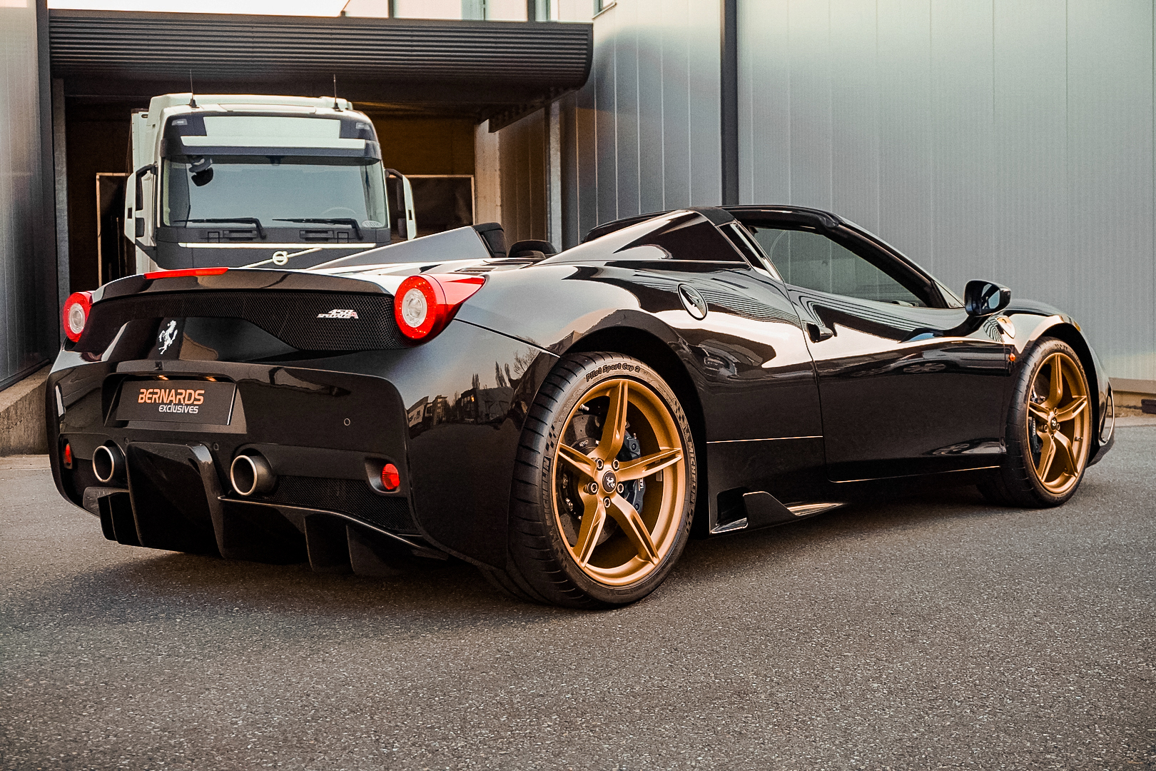 2015 Ferrari 458 Speciale Aperta, 8/15