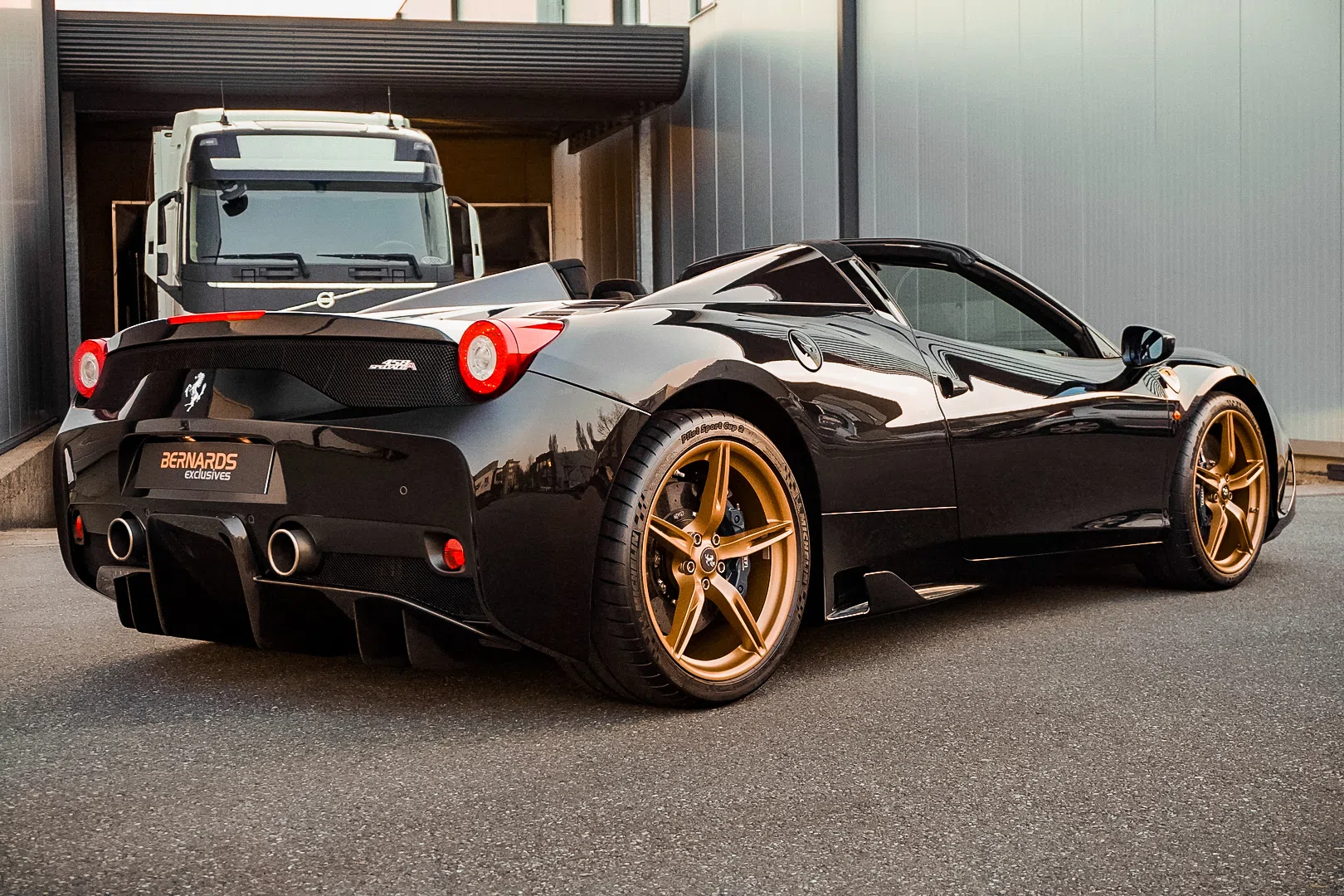 2015 Ferrari 458 Speciale Aperta for sale, exterior, Nero Daytona metallic