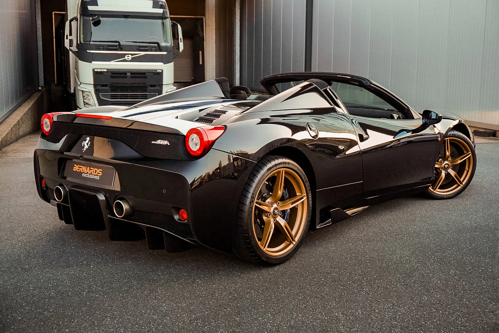 2015 Ferrari 458 Speciale Aperta for sale, exterior, Nero Daytona metallic