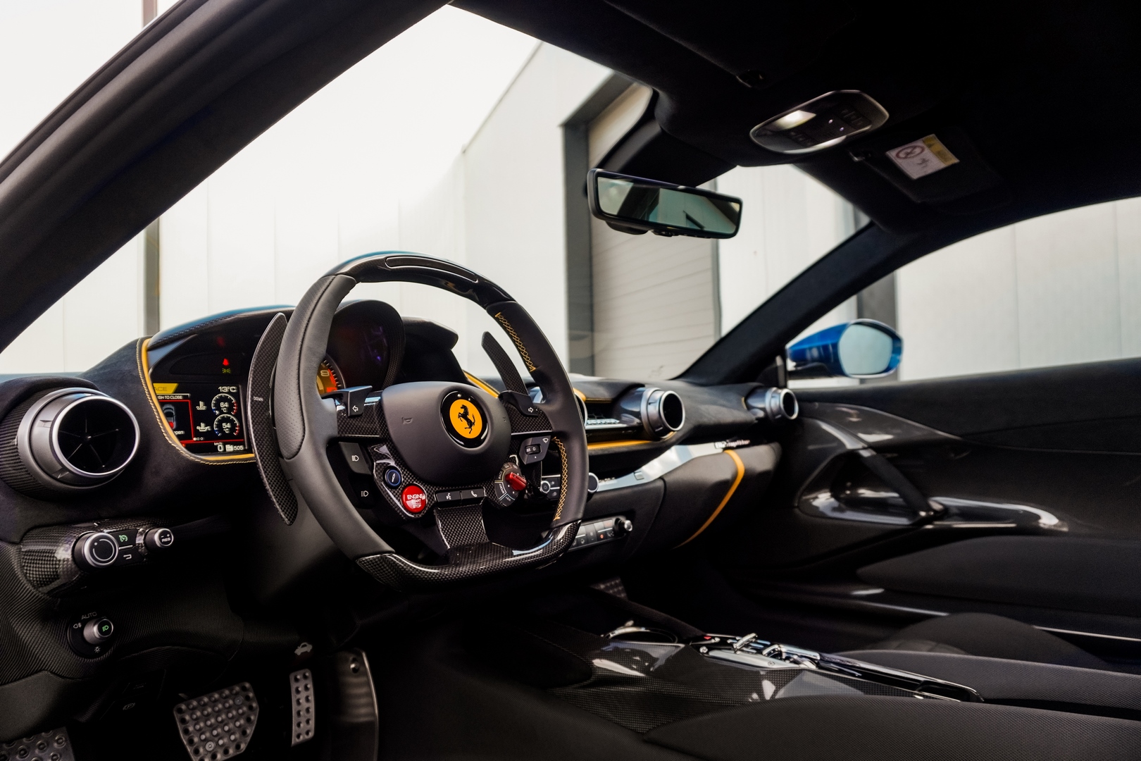 2023 Ferrari 812 Competizione, 5/17