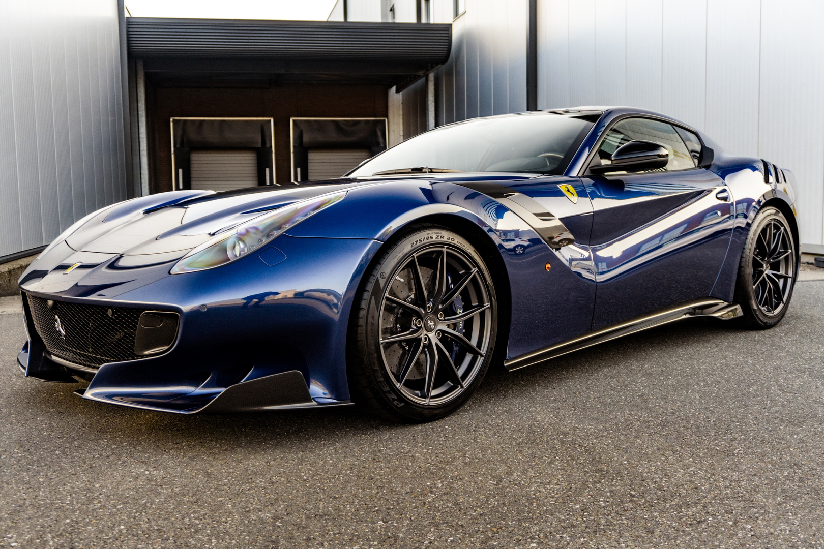 2016 Ferrari F12tdf, 2/18