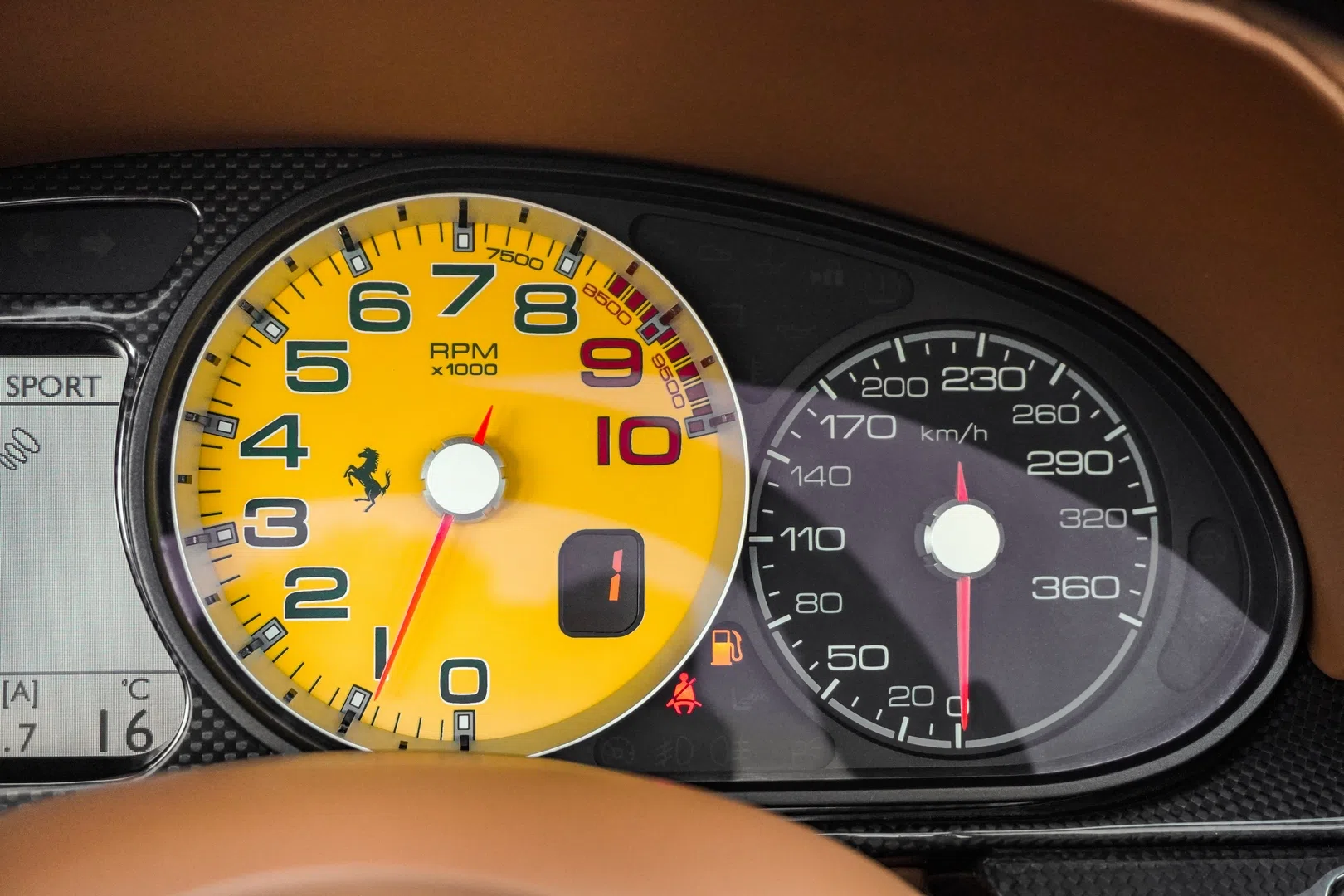 2011 Ferrari SA Aperta interior