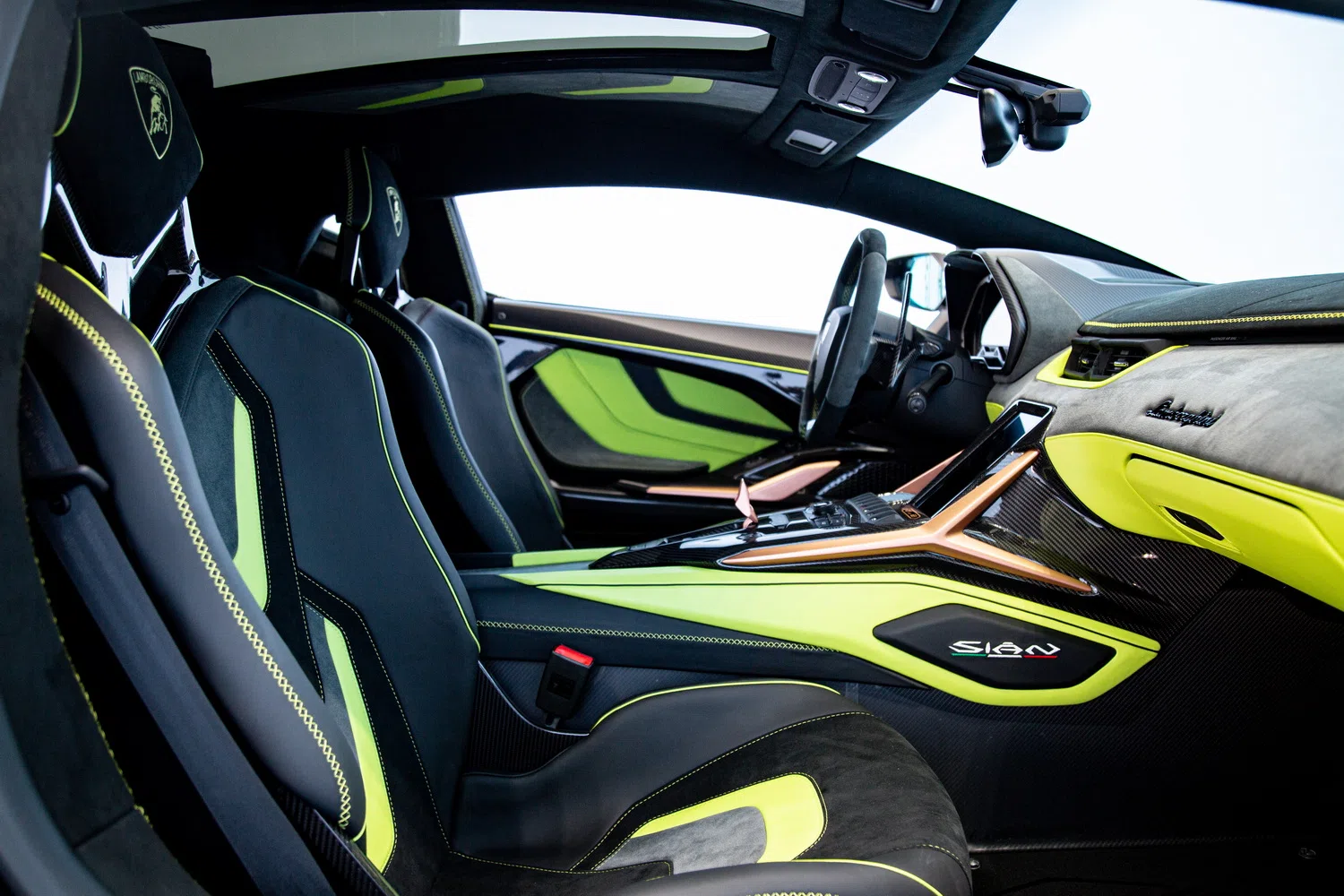 2022 Lamborghini Sián interior