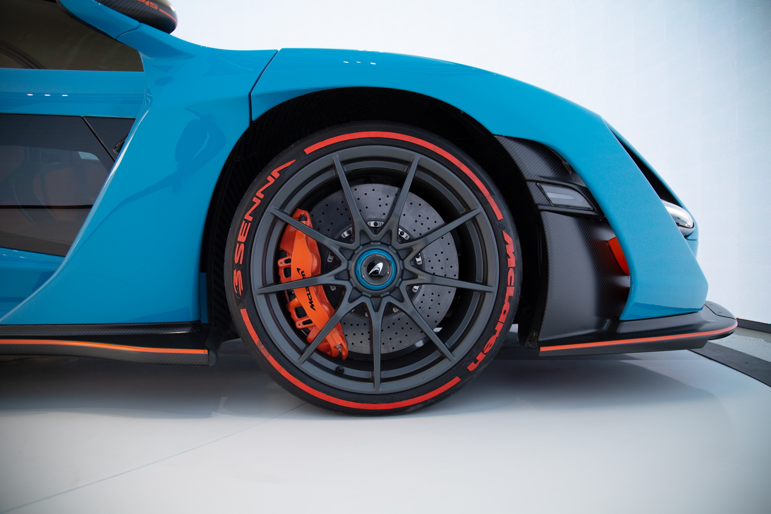 2019 McLaren Senna, 18/20