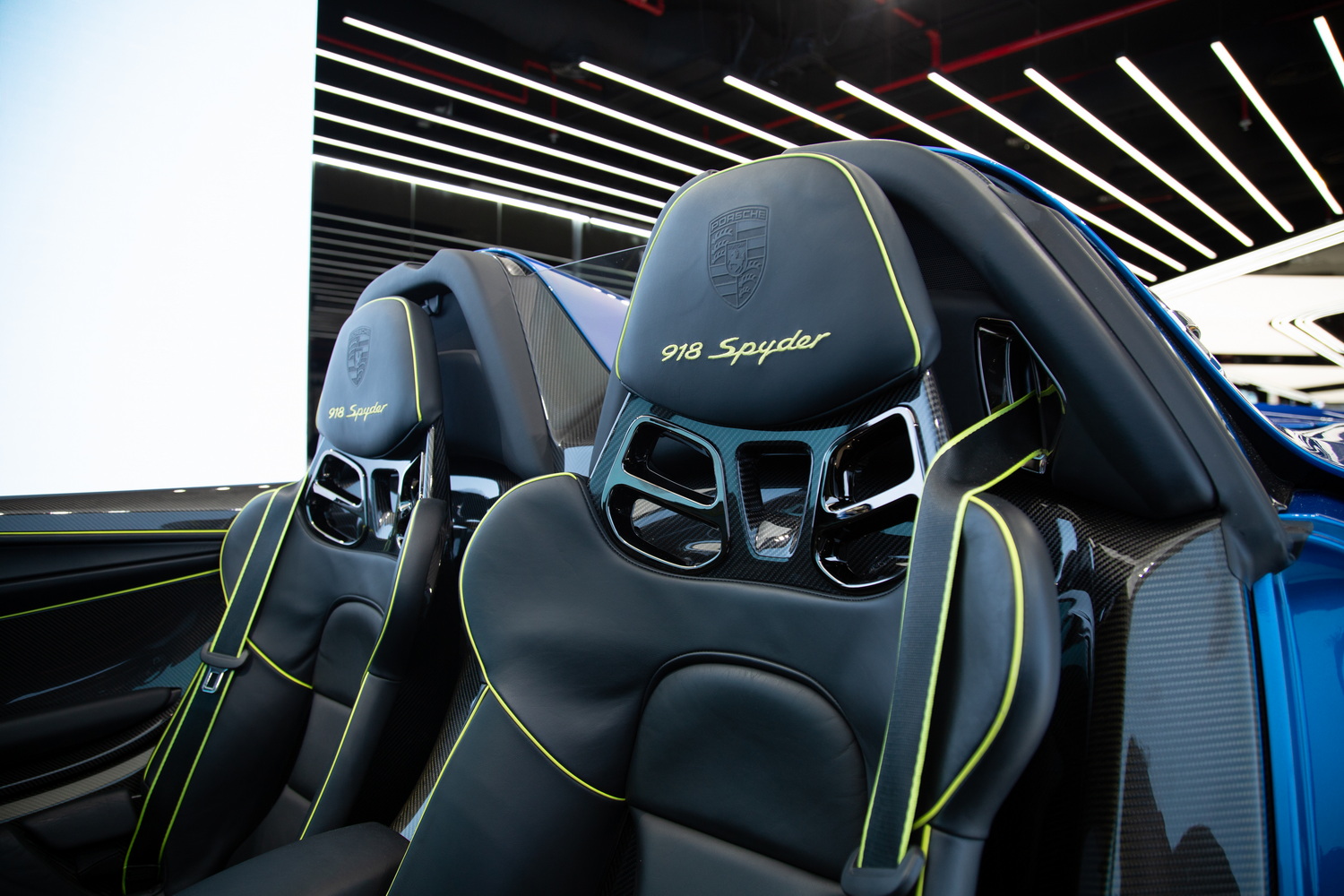 2015 Porsche 918 Spyder, 14/20