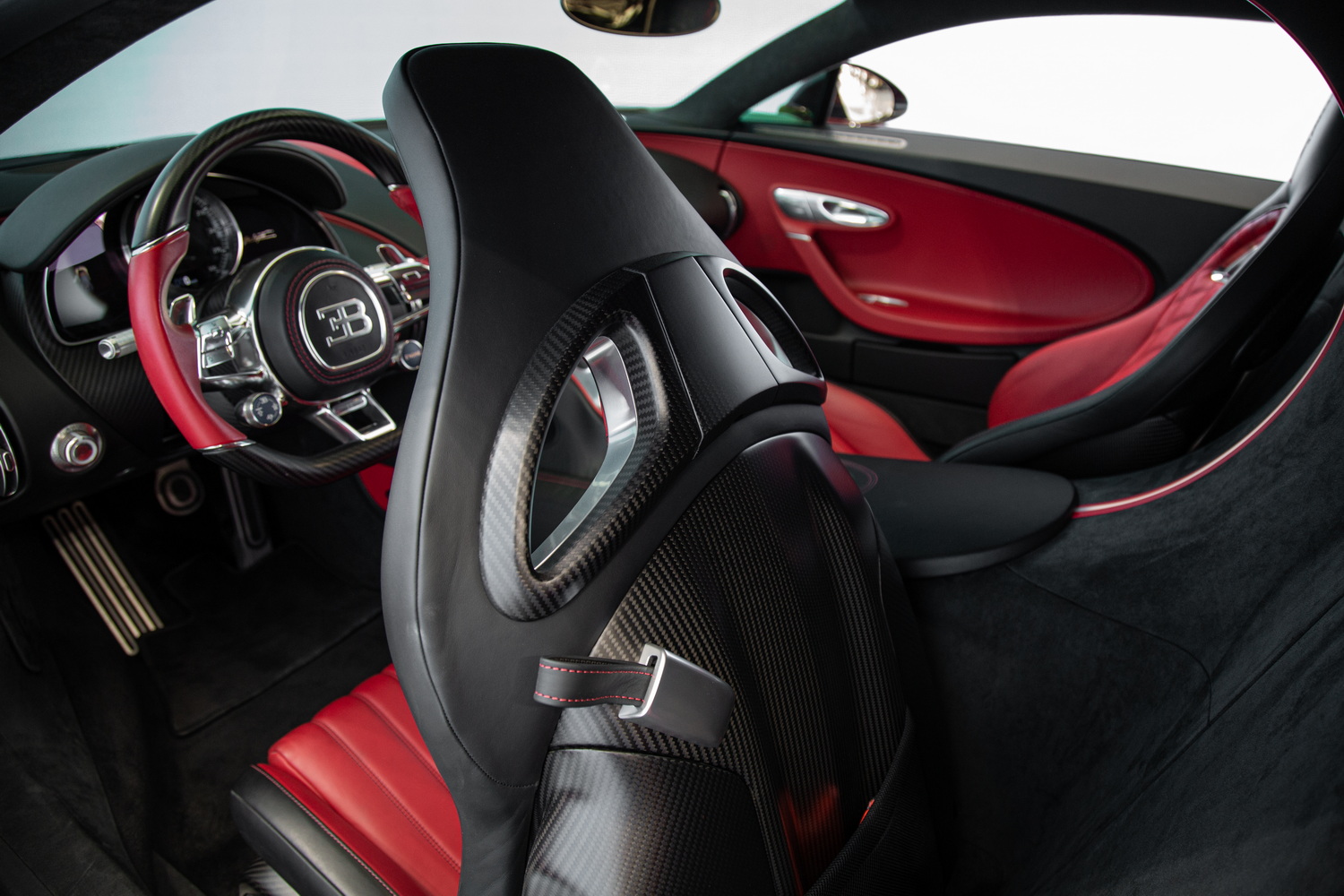 2018 Bugatti Chiron, 8/20