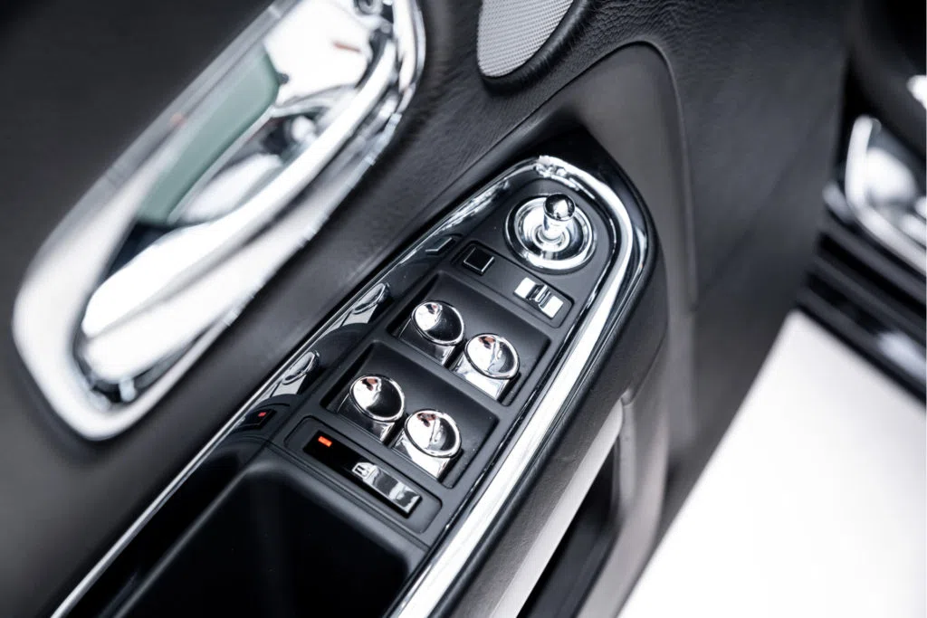 2010 Rolls-Royce Ghost interior, center console, Black