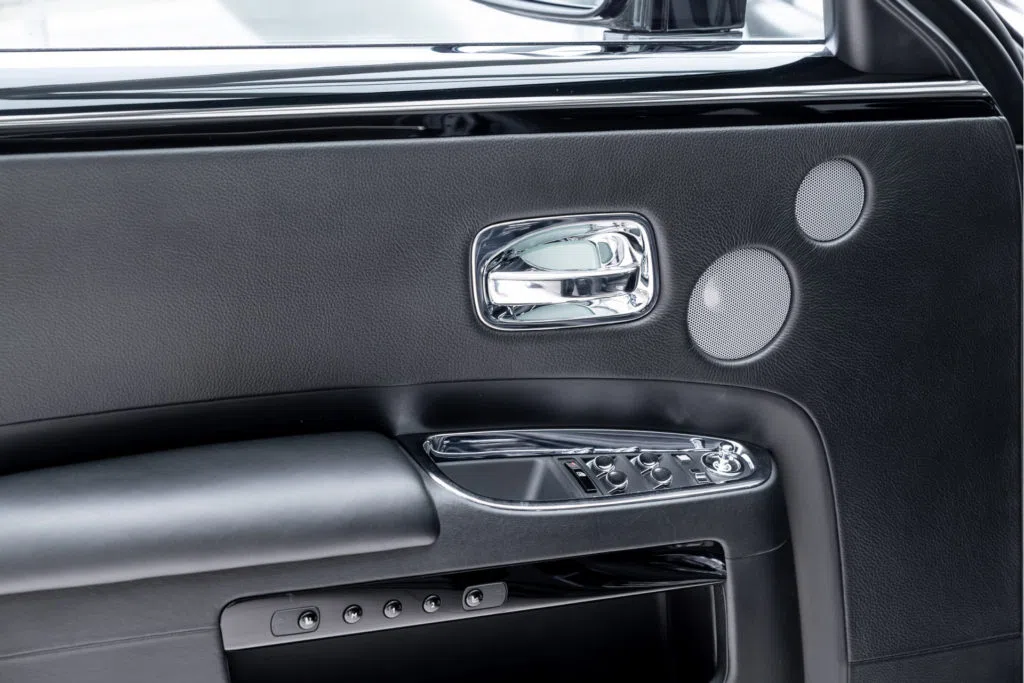 2010 Rolls-Royce Ghost interior, door panel, Black