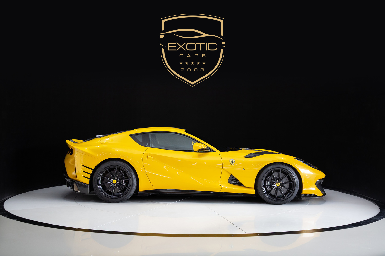 2023 Ferrari 812 Competizione, 4/20