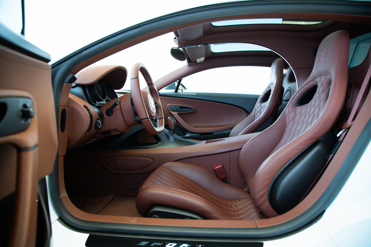 2021 Bugatti Chiron Sport, 8/20