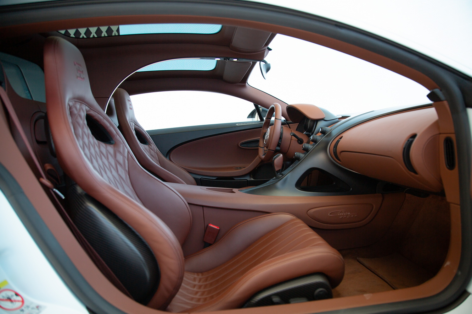 2021 Bugatti Chiron Sport, 17/20