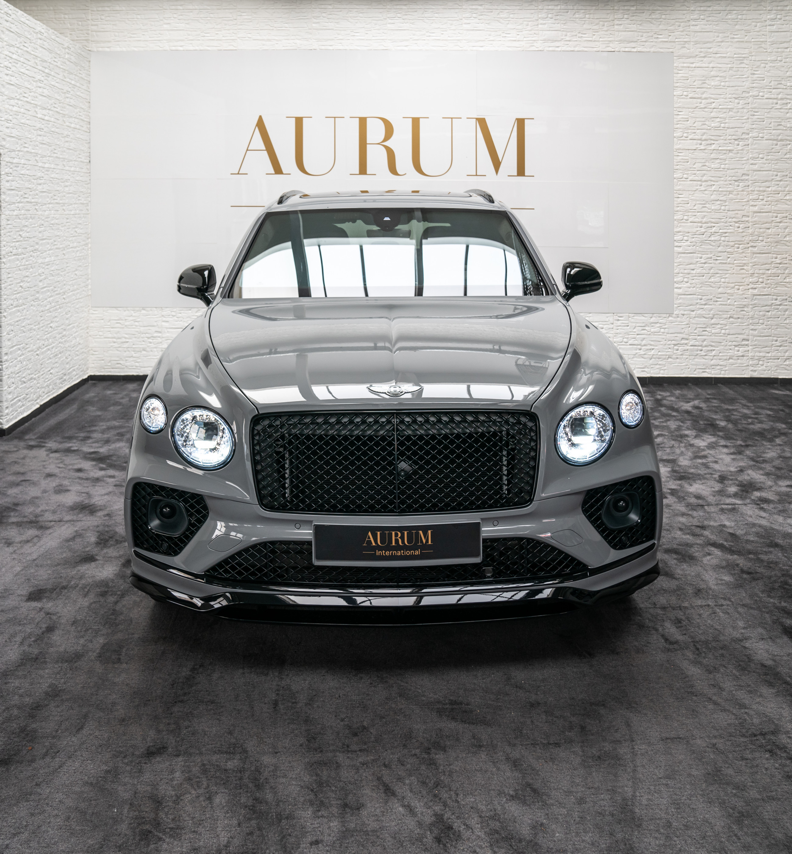 2023 Bentley Bentayga S, 2/9