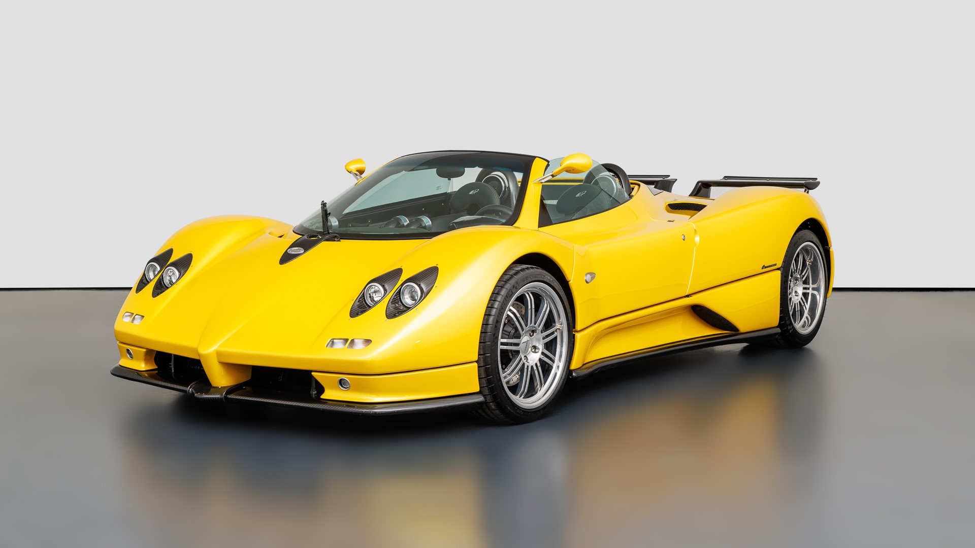 2004 Pagani Zonda S, 4/25