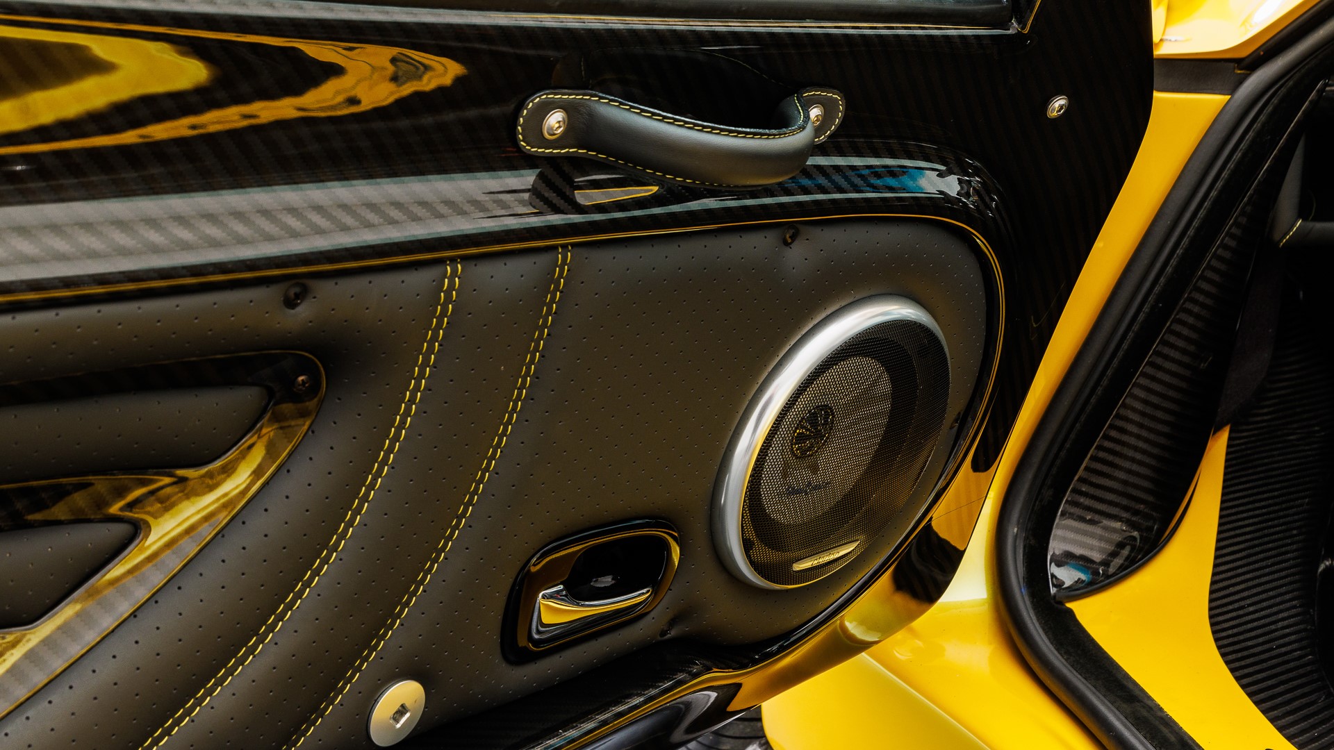 2004 Pagani Zonda S, 13/25