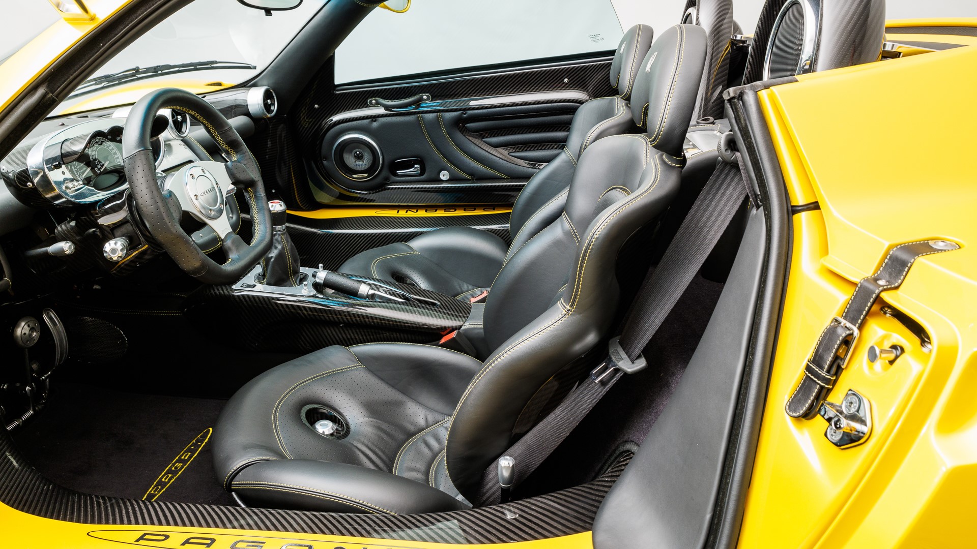 2004 Pagani Zonda S, 14/25
