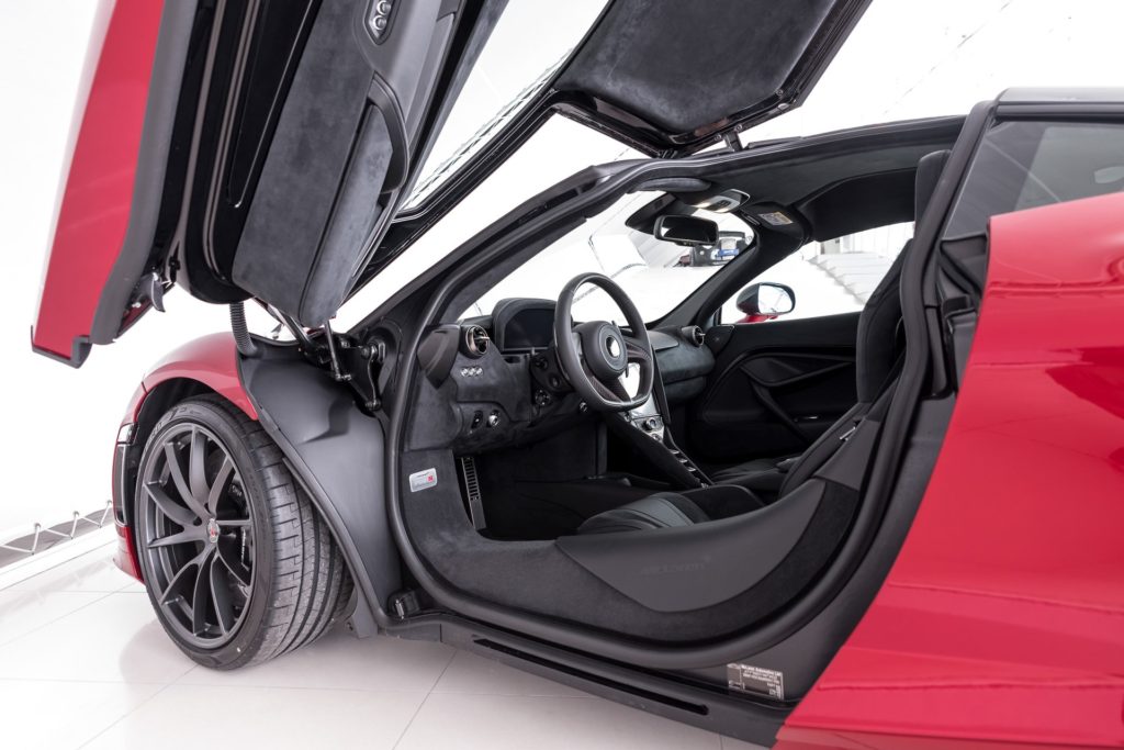 2019 McLaren 720S, 18/20