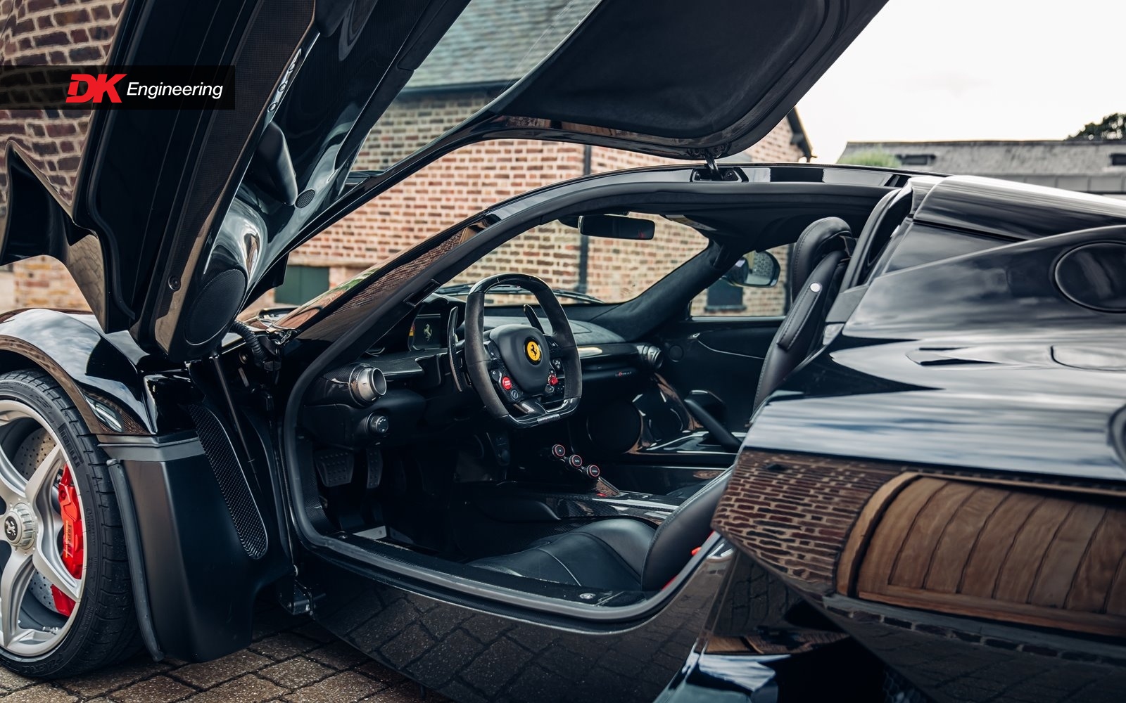 2015 Ferrari LaFerrari, 5/20