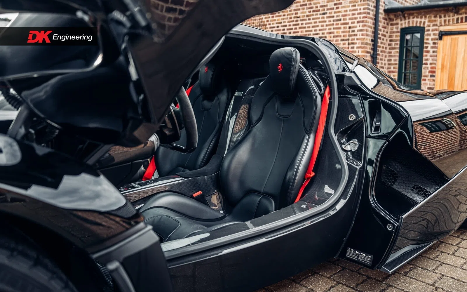 2015 Ferrari LaFerrari interior, seats