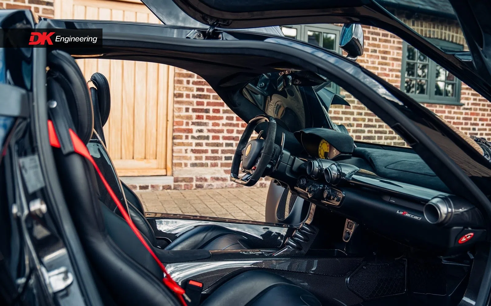 2015 Ferrari LaFerrari interior