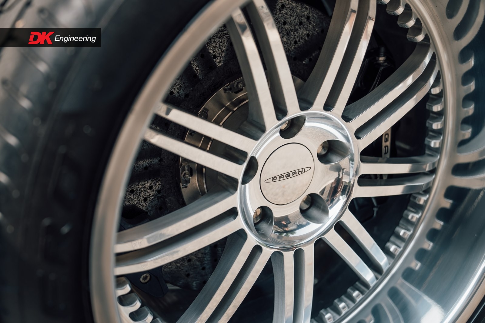 2007 Pagani Zonda F Clubsport, 16/18