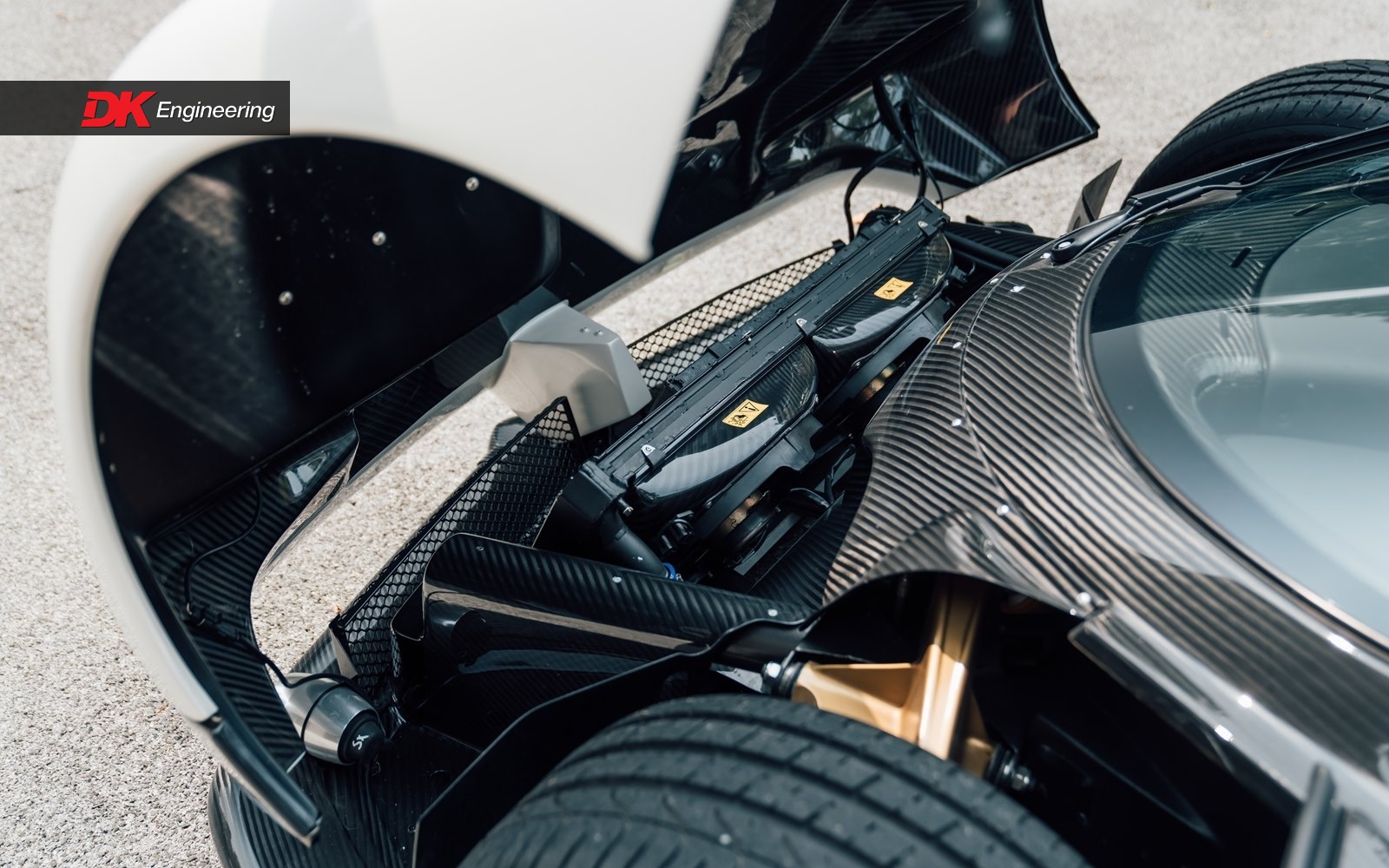 2007 Pagani Zonda F Clubsport, 17/18