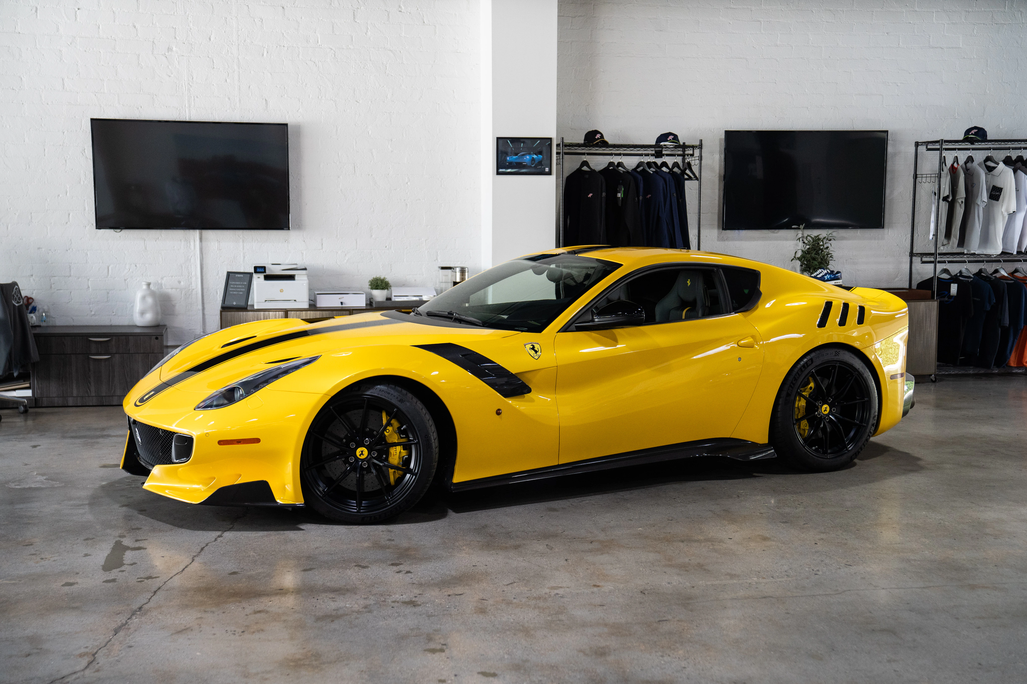 2017 Ferrari F12tdf