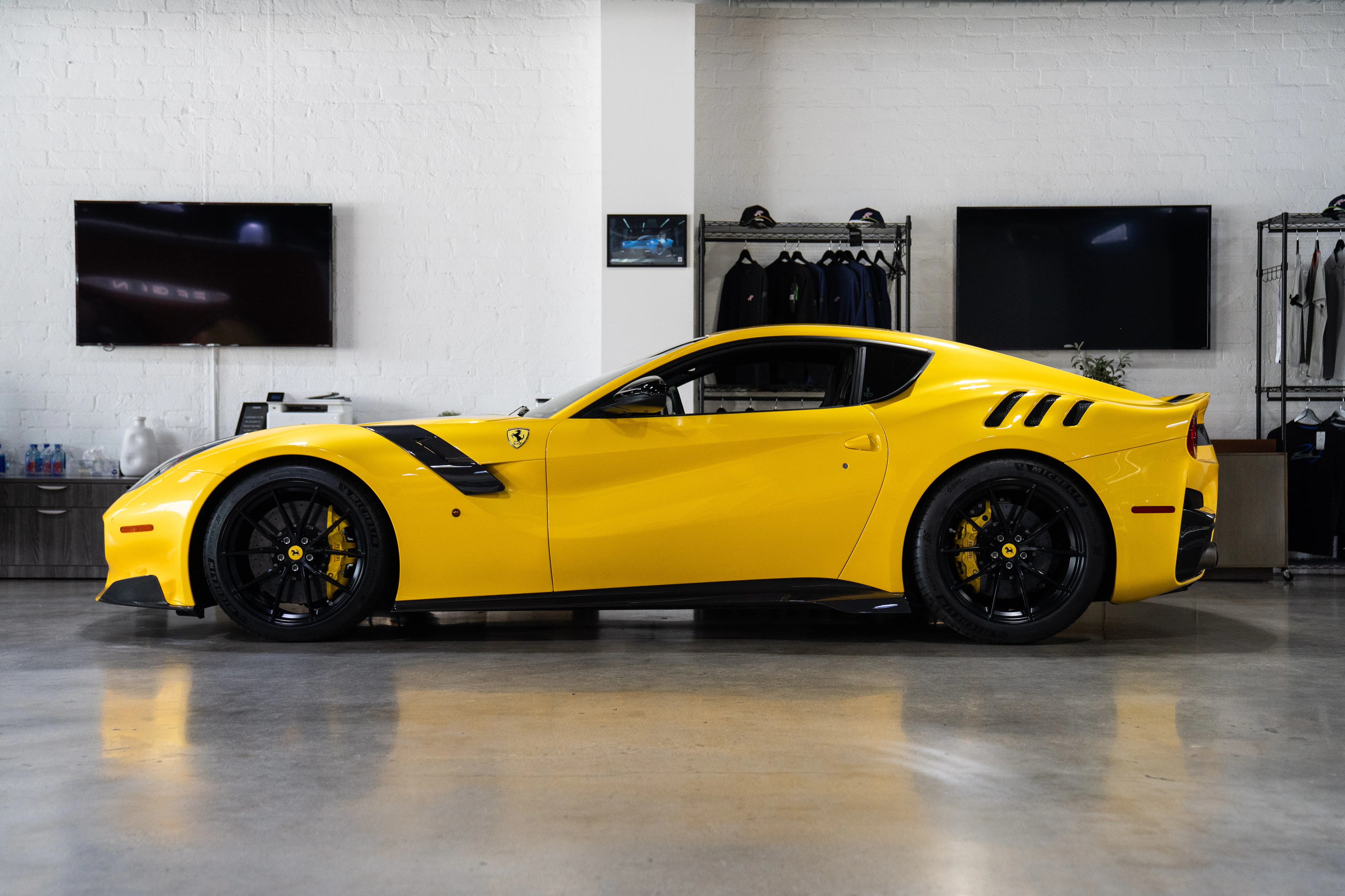 2017 Ferrari F12tdf, 3/20