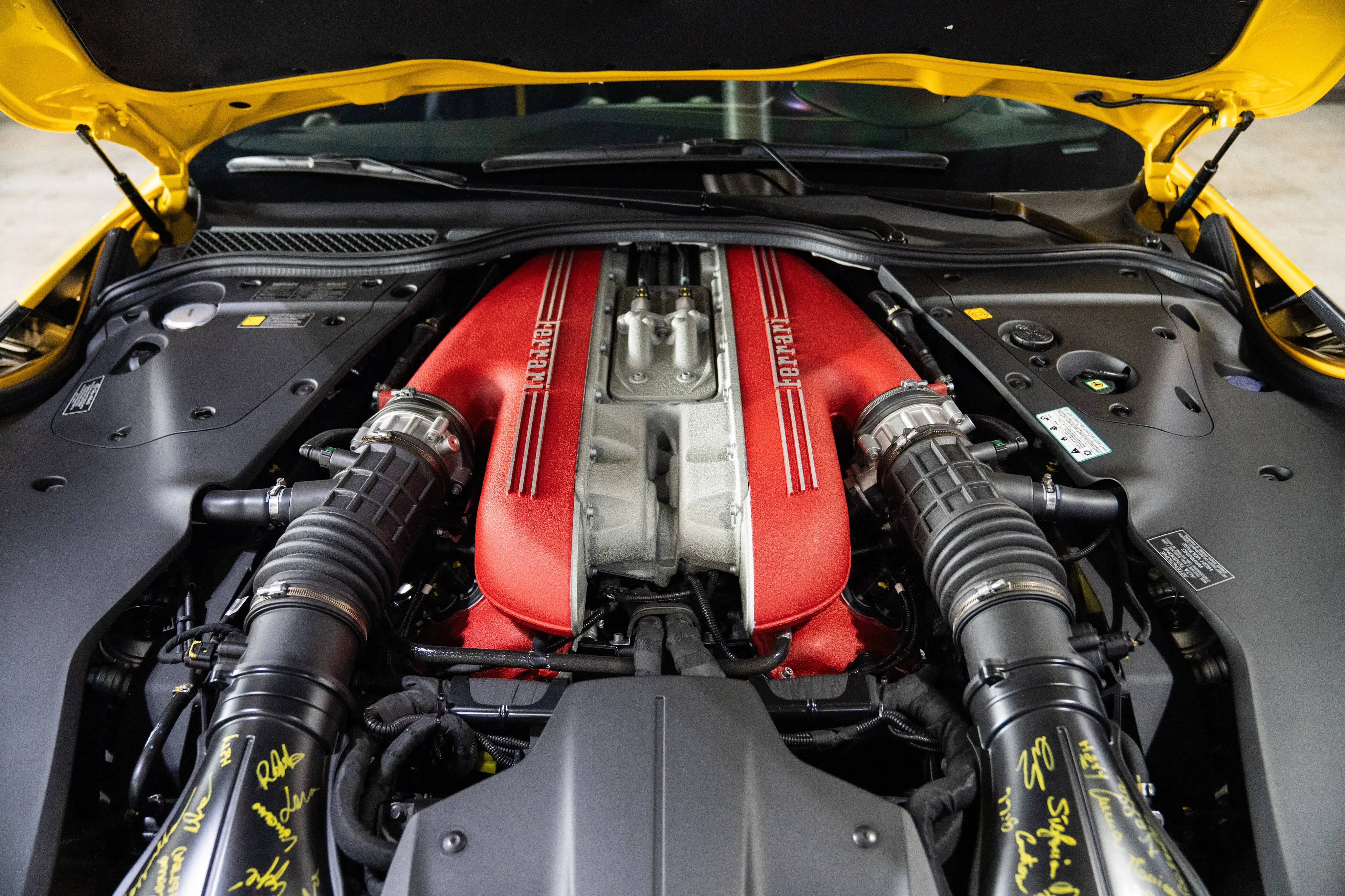 2017 Ferrari F12tdf engine