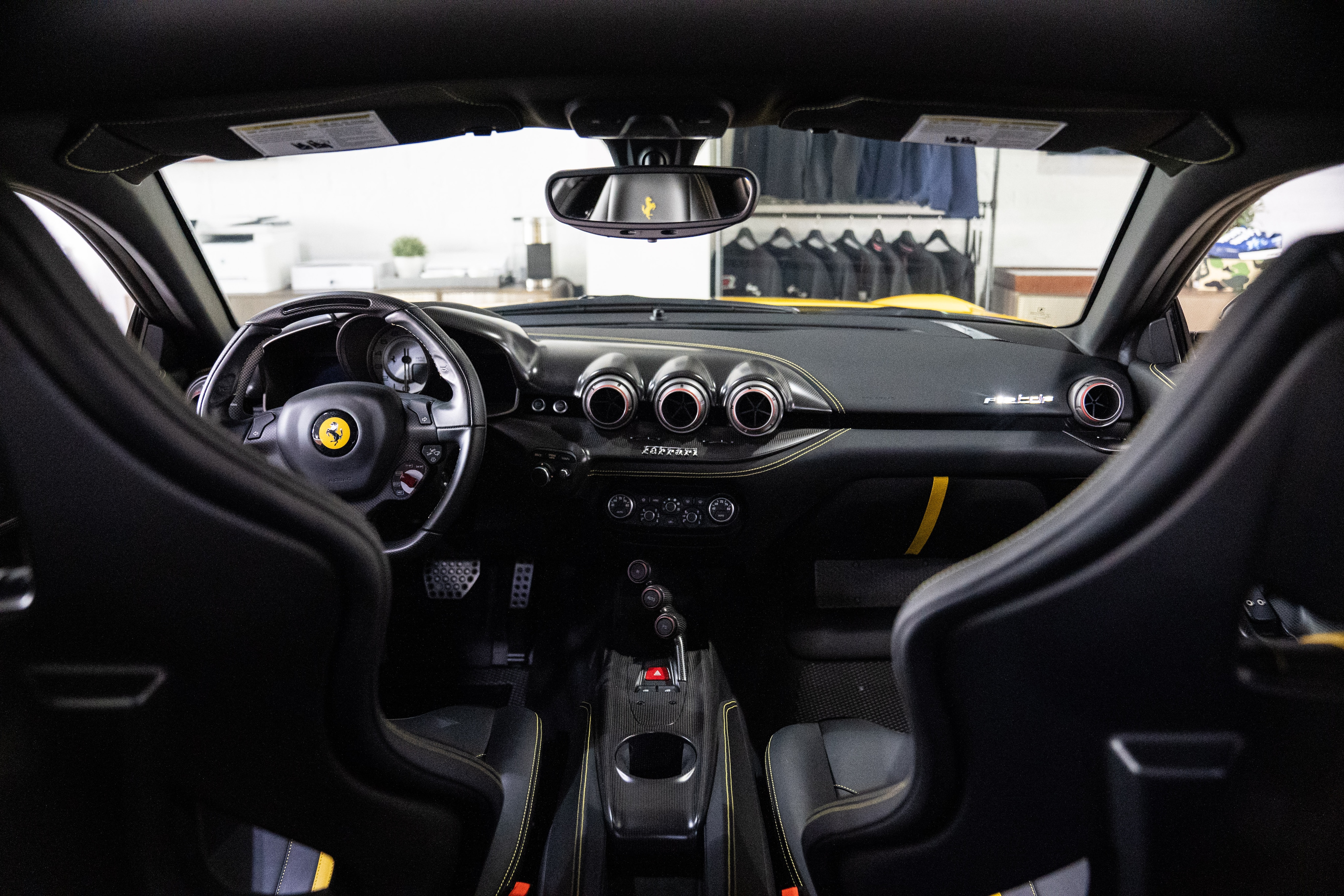 2017 Ferrari F12tdf, 15/20