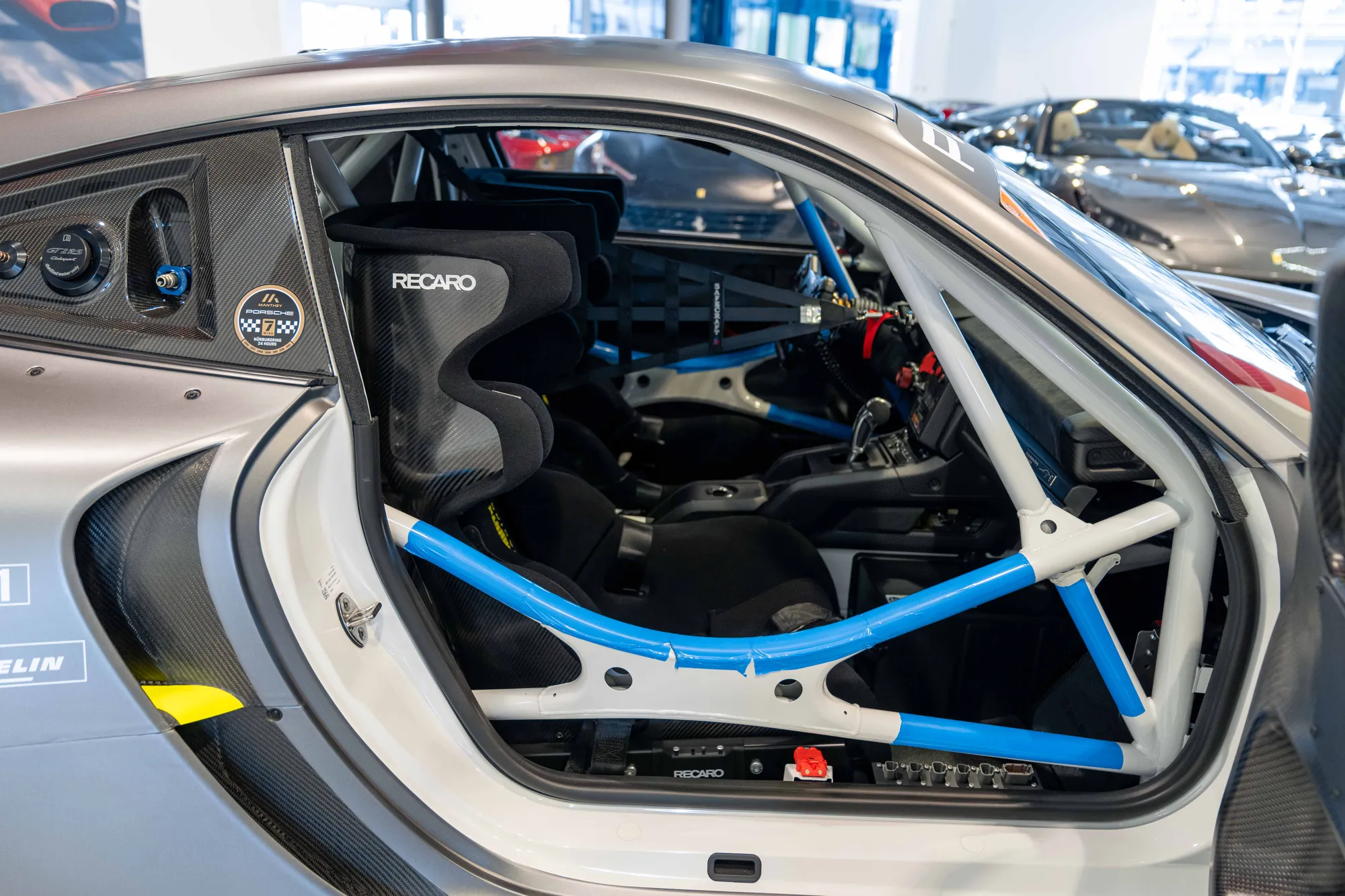 2022 Porsche 911 GT2 RS Clubsport 25 Edition Manthey, 19/20