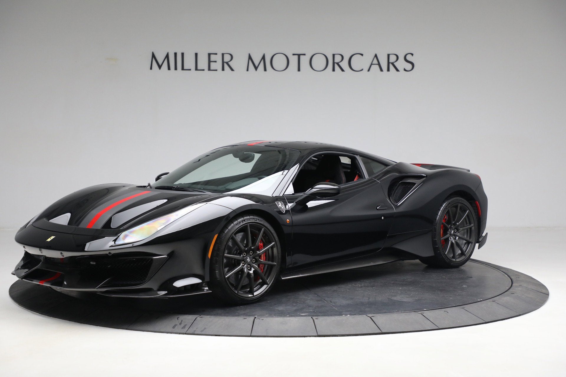 2019 Ferrari 488 Pista, 2/20
