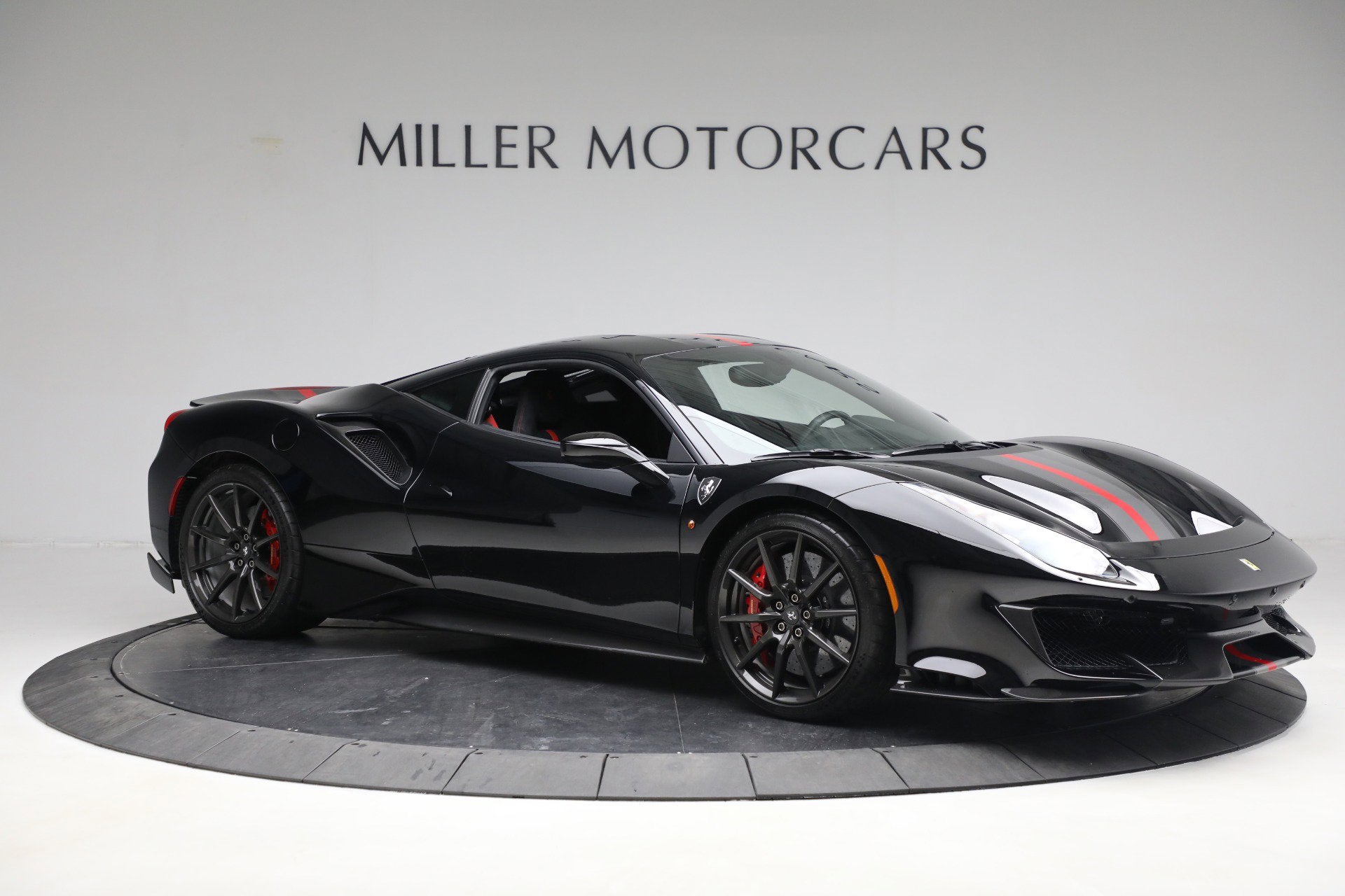 2019 Ferrari 488 Pista, 10/20