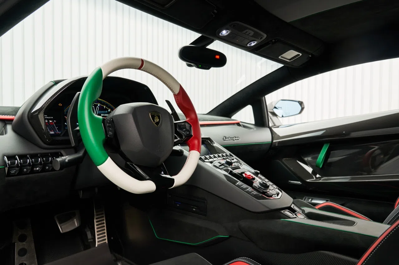 2019 Lamborghini Aventador SVJ