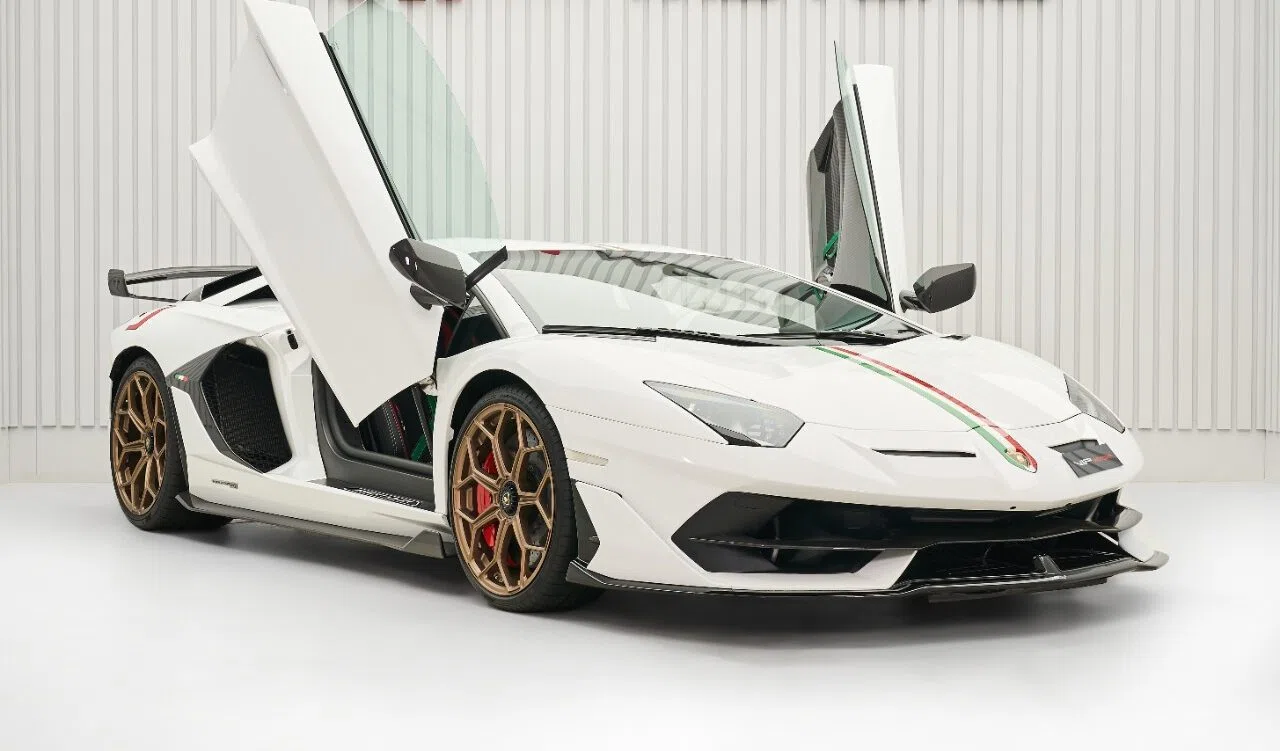 2019 Lamborghini Aventador SVJ for sale, exterior